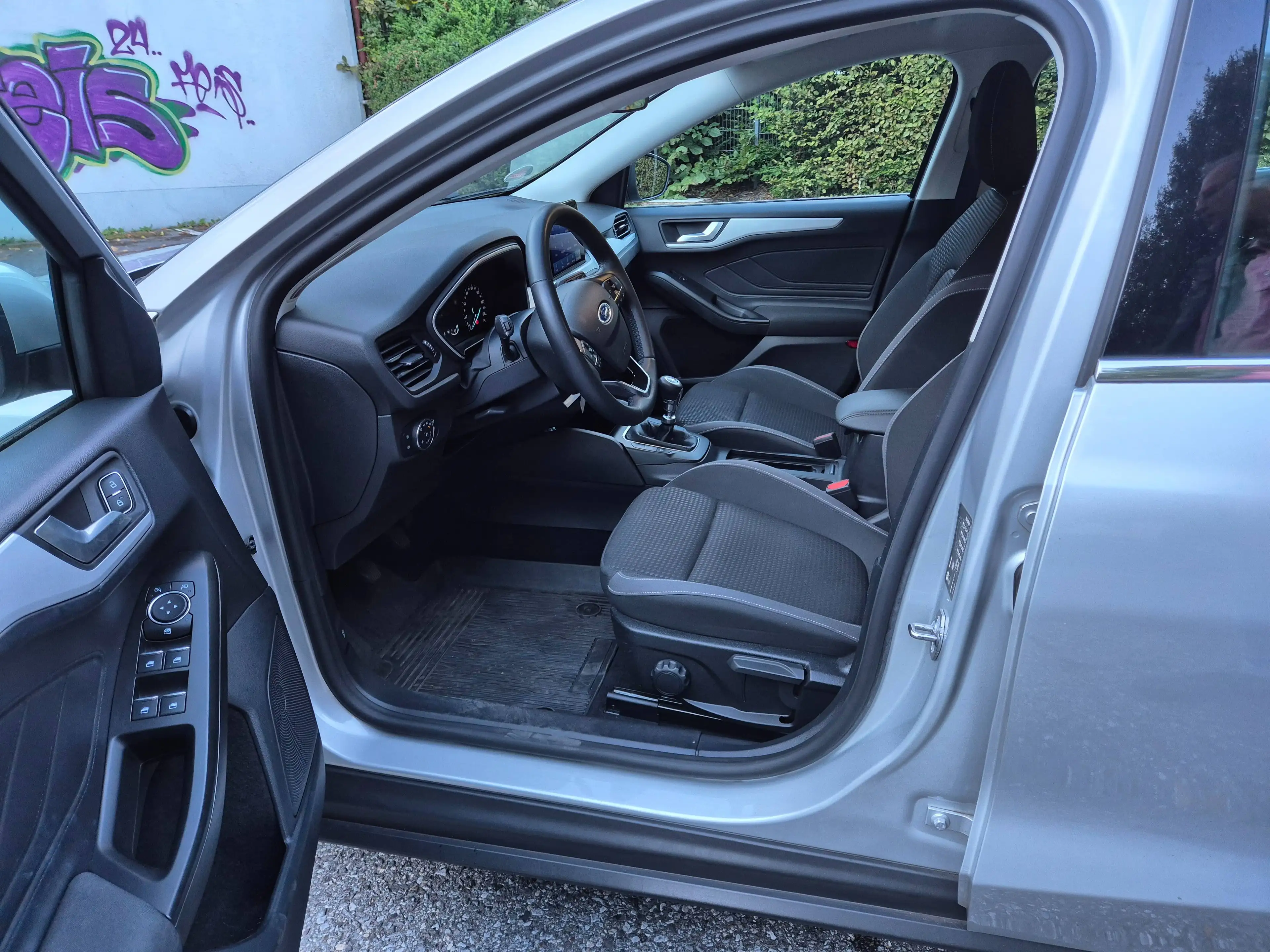 Ford Focus Cool & Connect LED Sitzhzg Lenkradhzg Carplay — photo 8