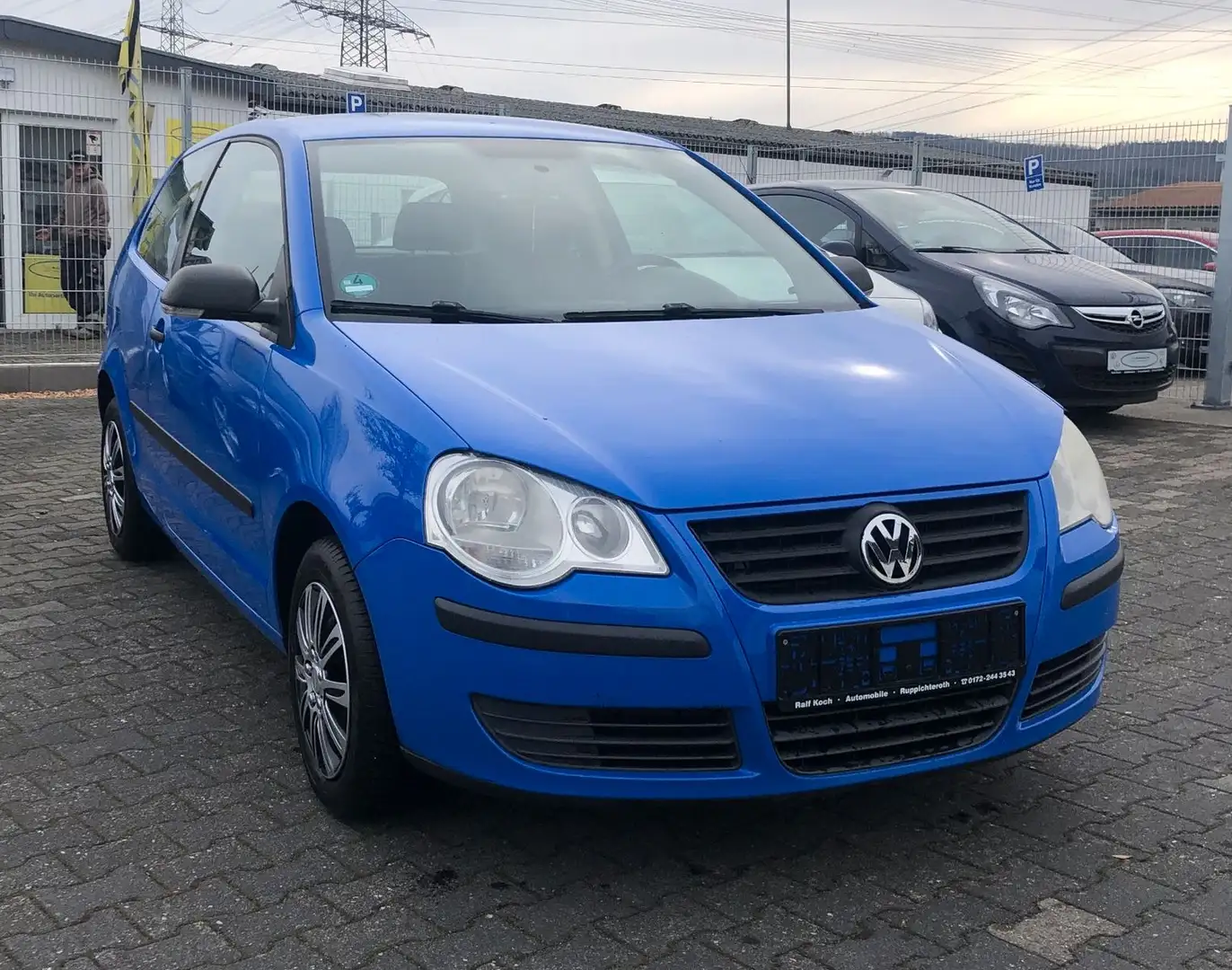 Volkswagen Polo IV Trendline *Austauschmotor 105200 KM * Blu/Azzurro - 1