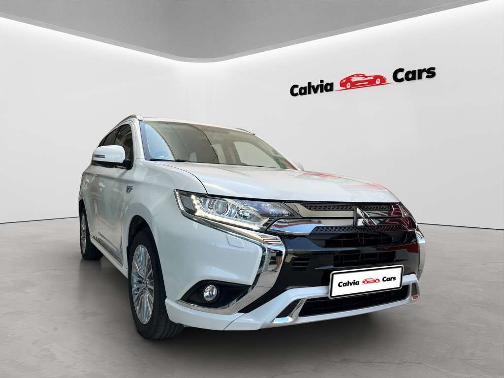 Mitsubishi Outlander PHEV Motion 4WD - foto 1