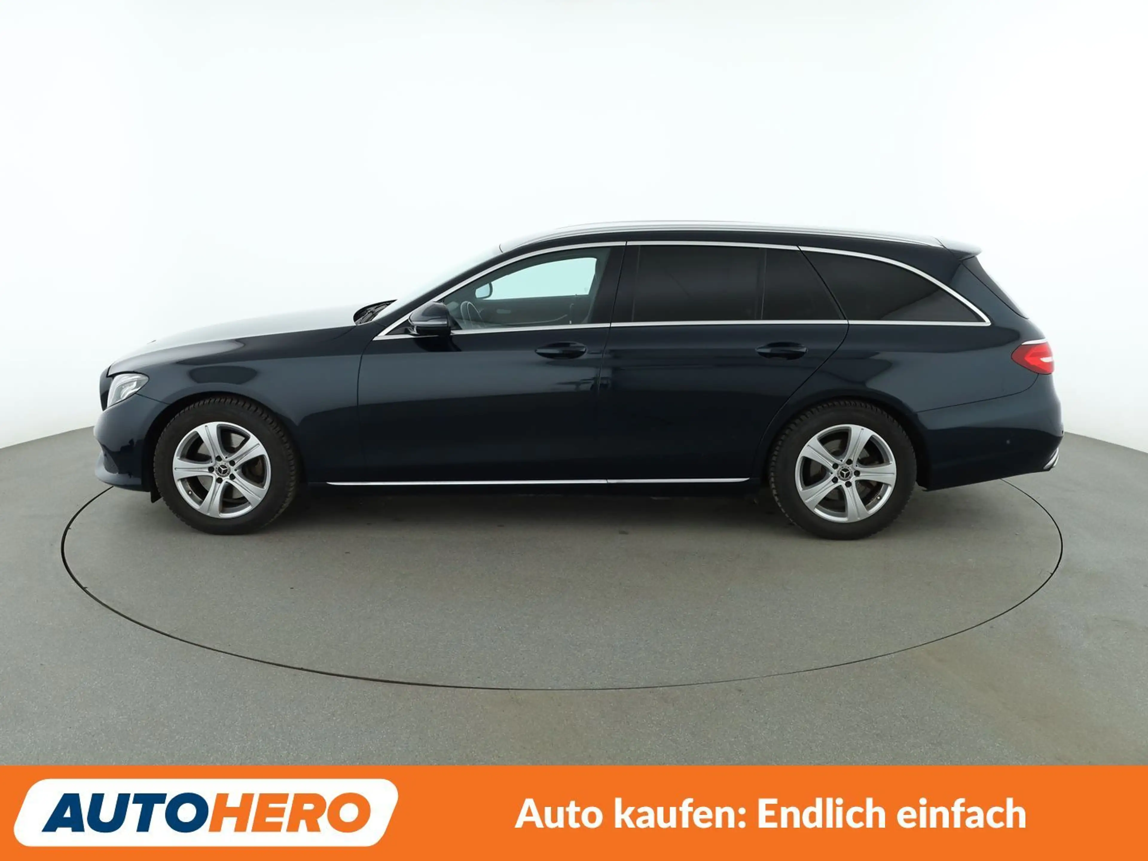 Mercedes-Benz E 250 T Avantgarde Aut.*LED*NAVI*TEMPO*CAM*PDC*SHZ*KLIMA — photo 3