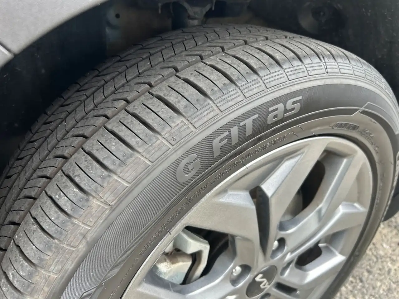 Kia Seltos снимка Kia Seltos