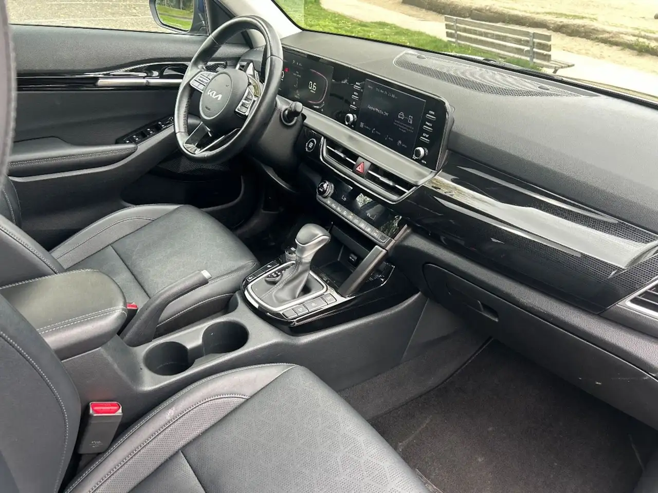Kia Seltos снимка Kia Seltos