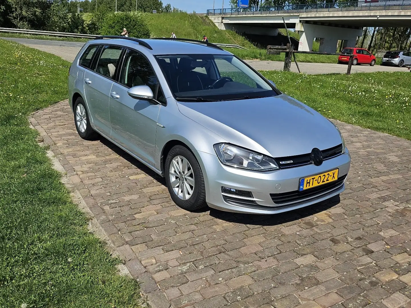 Volkswagen Golf Variant 1.0 TSI BlueMotion Trendline - 1
