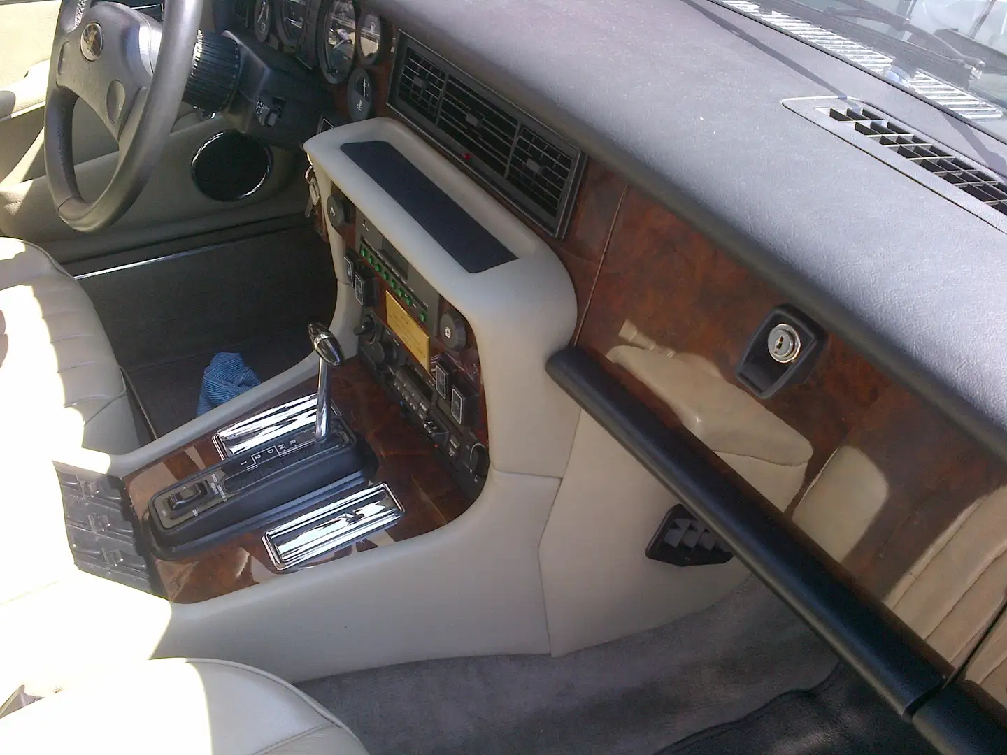 Jaguar XJ12 souvereign Зелений - 2