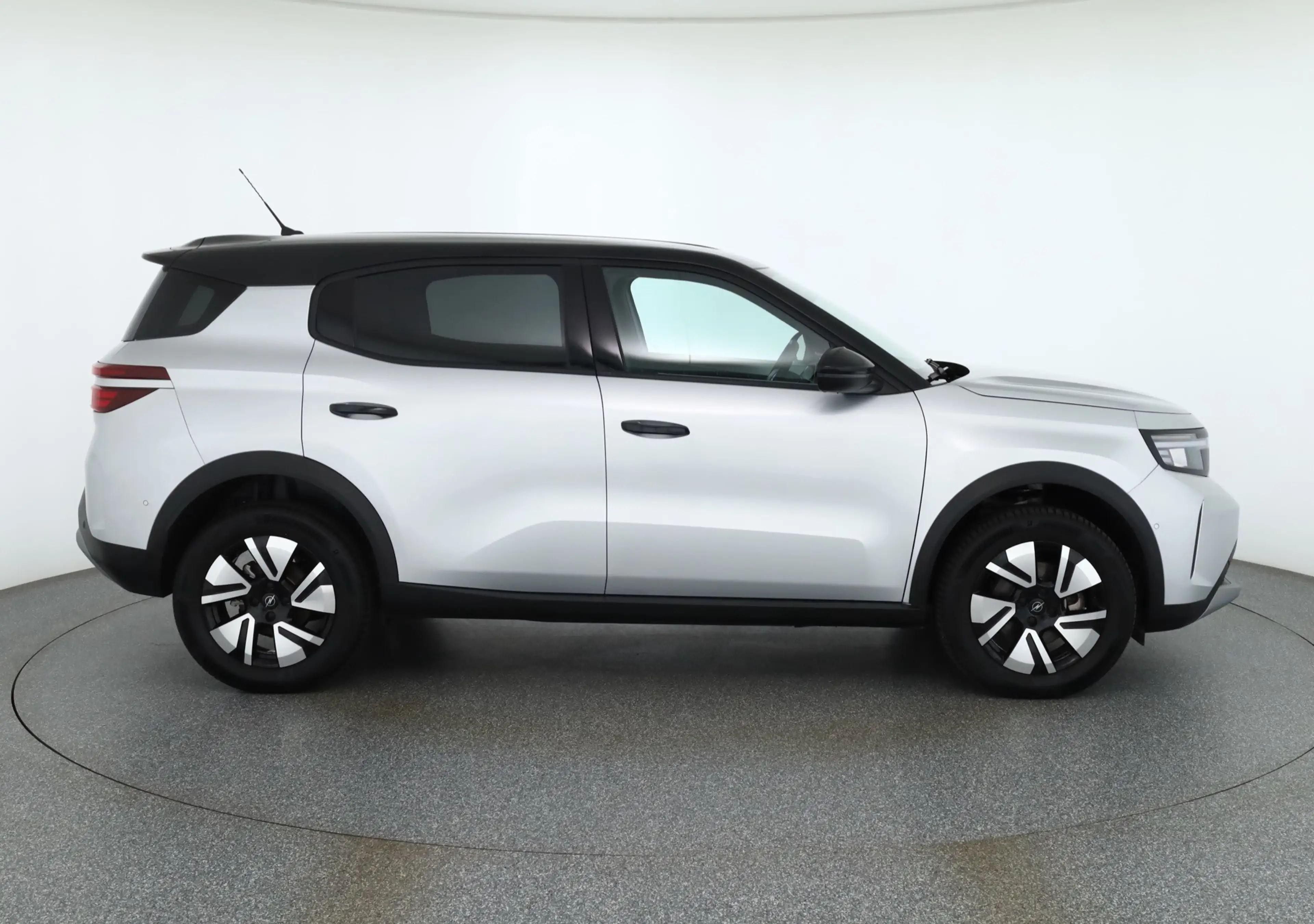 Opel Frontera GS Electric 80kWh Aut. LED Navi Kamera — photo 6