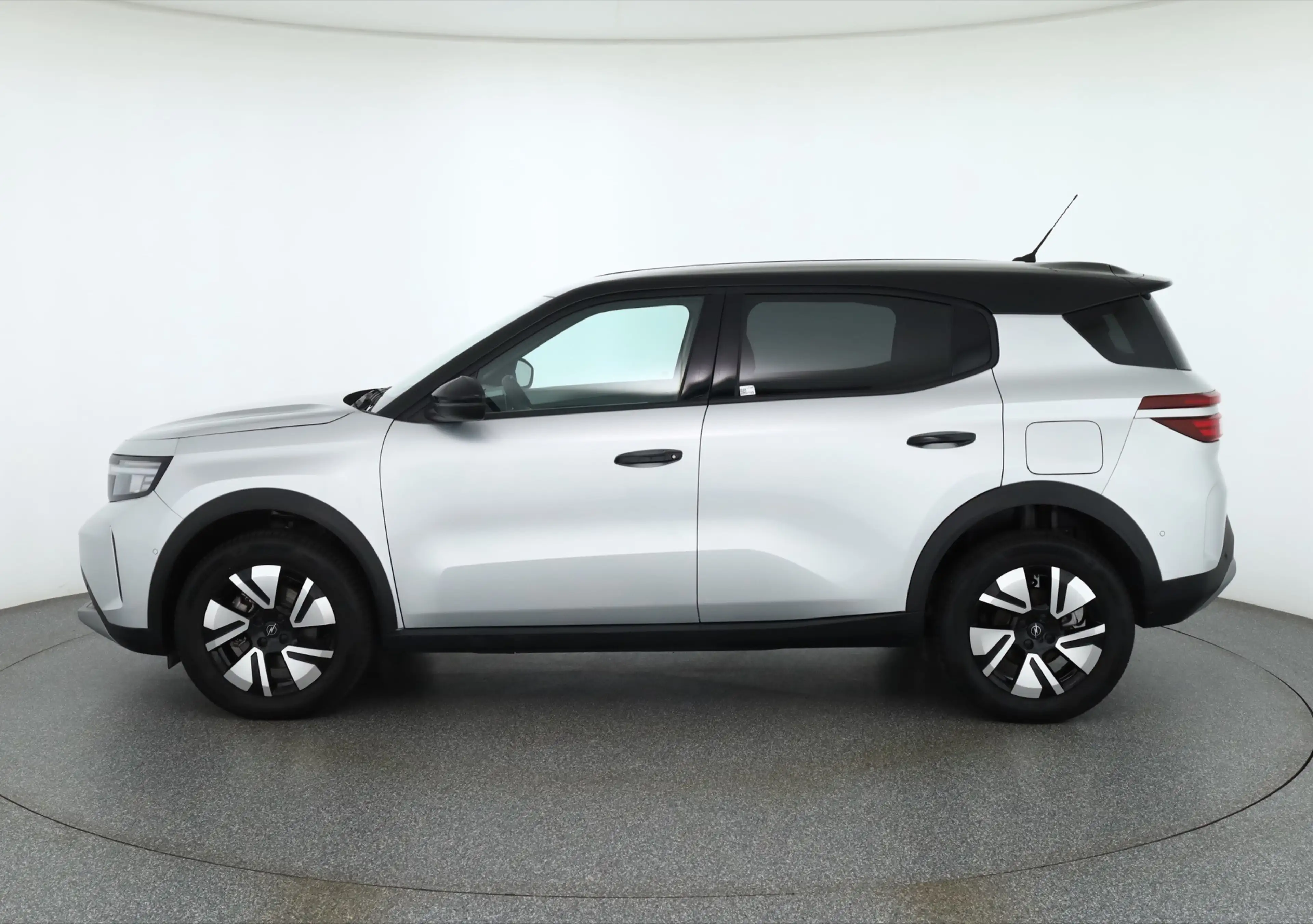 Opel Frontera GS Electric 80kWh Aut. LED Navi Kamera — photo 2