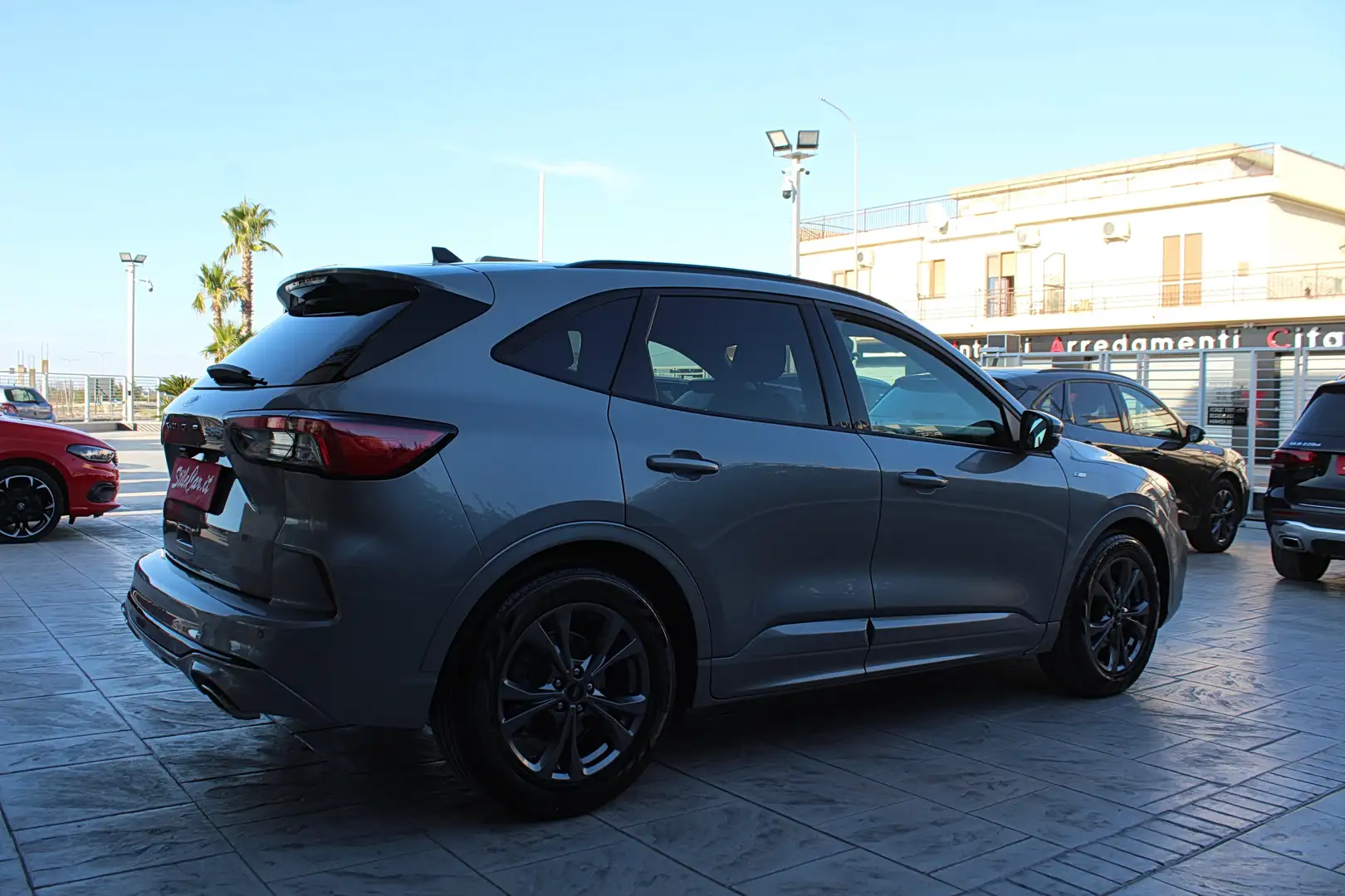 Ford Kuga Kuga 1.5 ecoblue ST-Line X 2wd 120cv auto Argento - 2