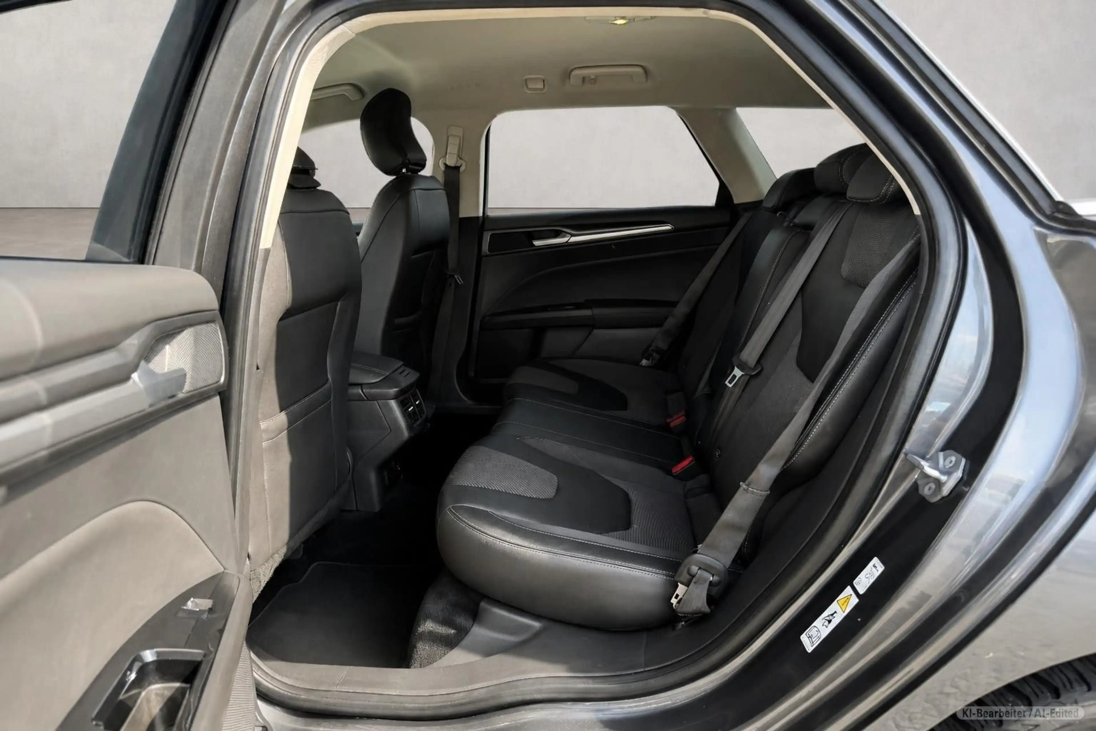 Ford Mondeo Turnier Titanium Navi/Klimaa./LED/T-Leder — photo 15