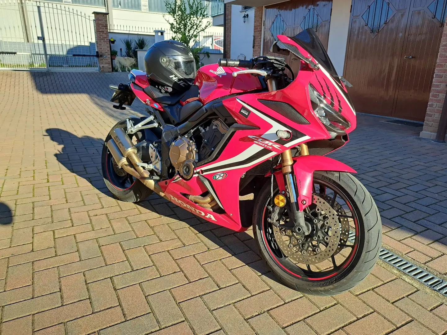 Honda CBR 650 R Rouge - 2