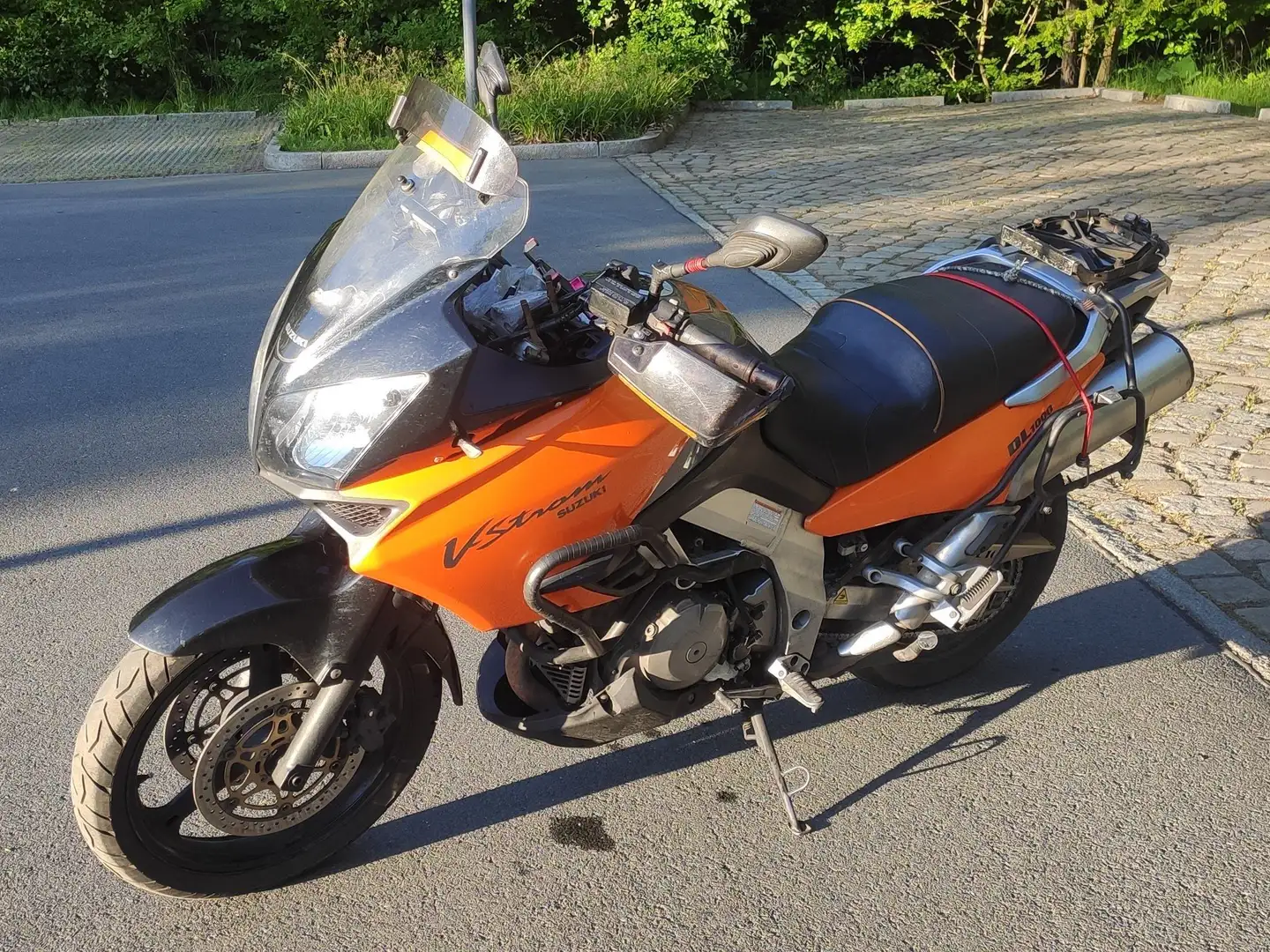 Suzuki V-Strom 1000 - 1
