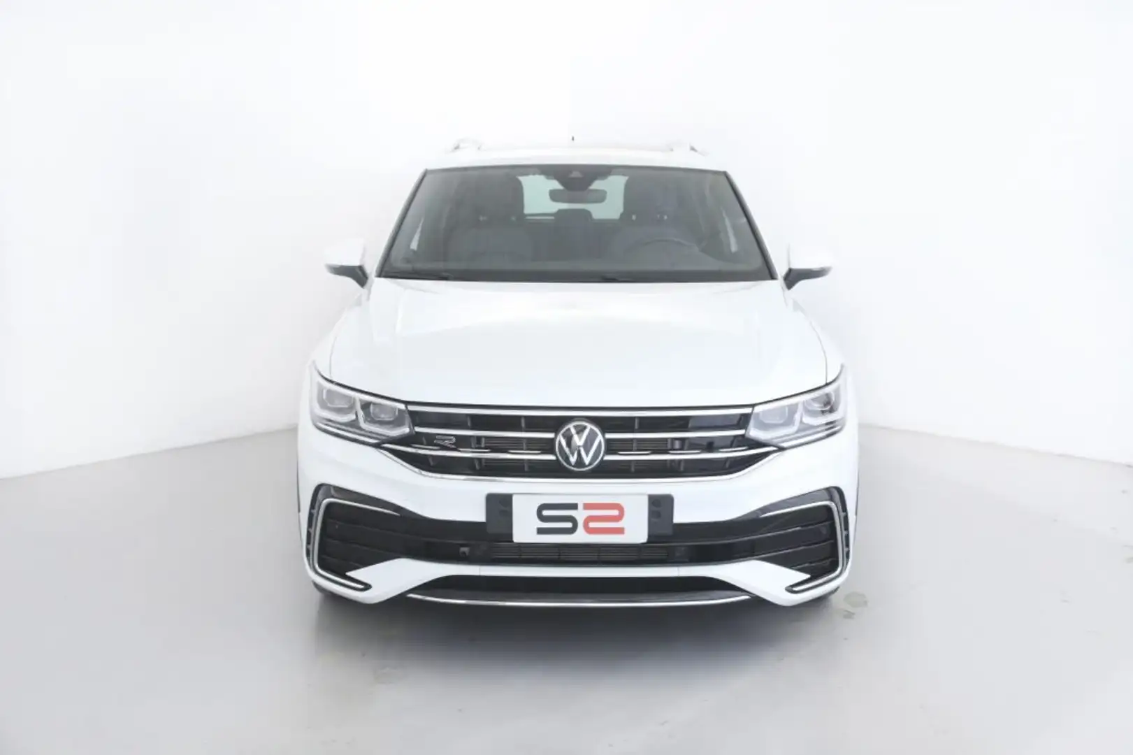 Volkswagen Tiguan 2.0 TDI 200 CV SCR DSG 4MOTION R-Line Bianco - 2