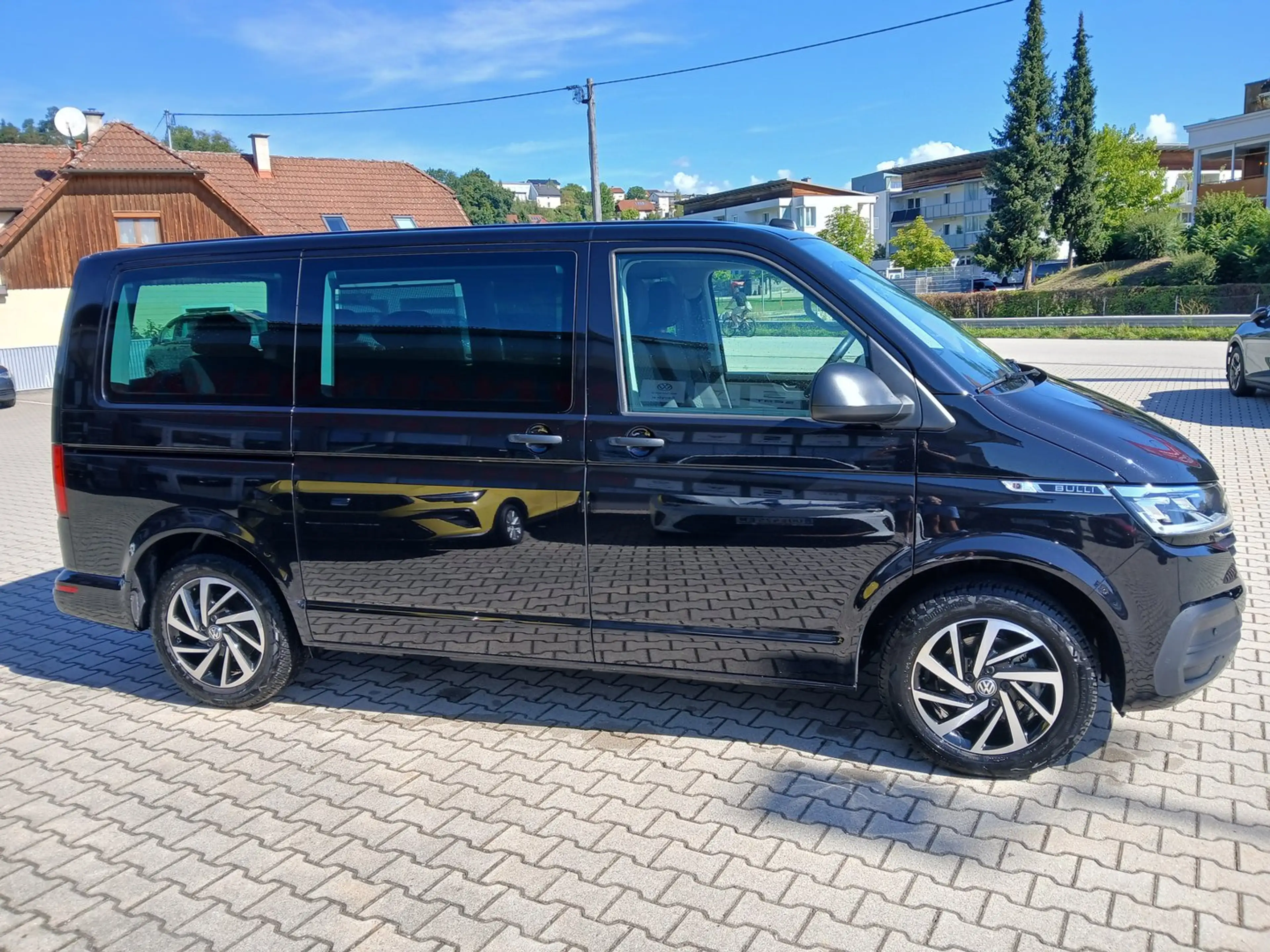 Volkswagen T6.1 Multivan VW T6.1 Multivan Trendline TDI — photo 4