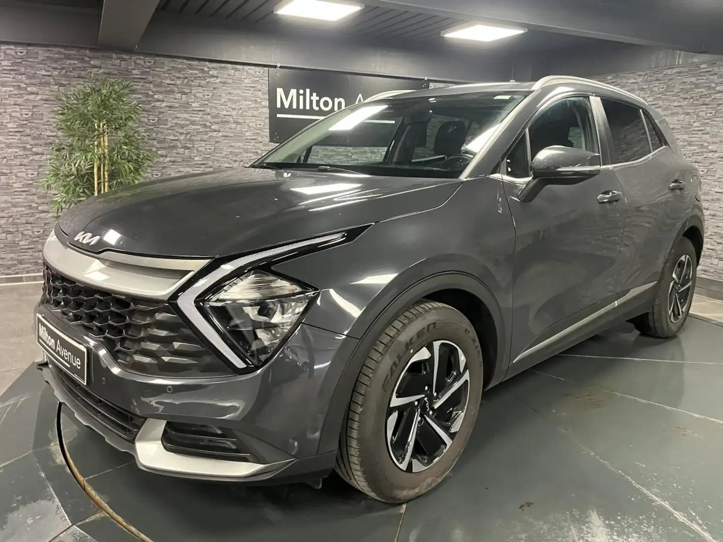 Kia Sportage Sportage 1.6 T-GDi MHEV - 150 - IBVM6 - Motion Gris - 1
