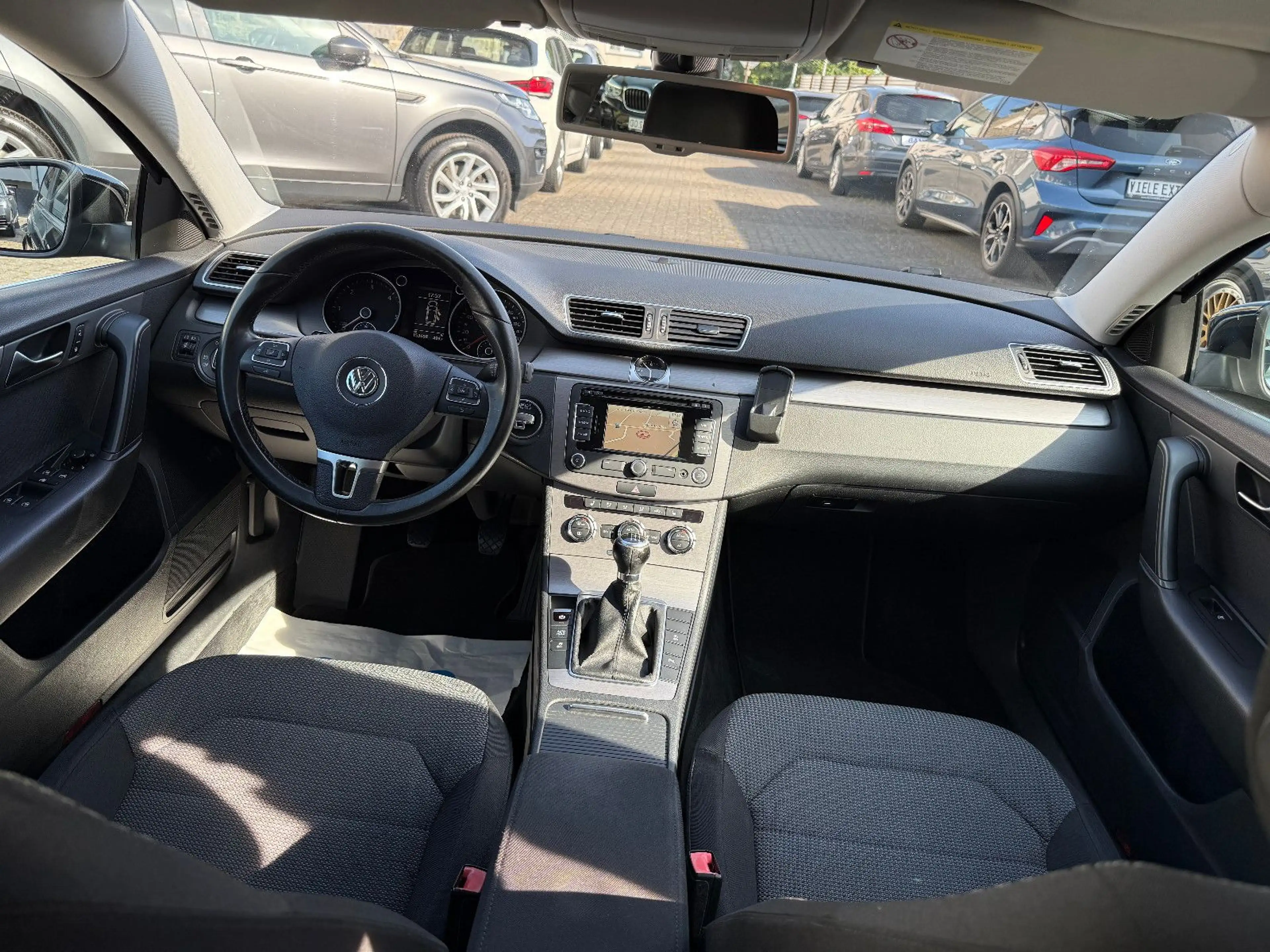 Volkswagen Passat Variant PASSAT 2.0 TDI VARIANT COMFORTLINE NAVI 2xPDC — photo 14