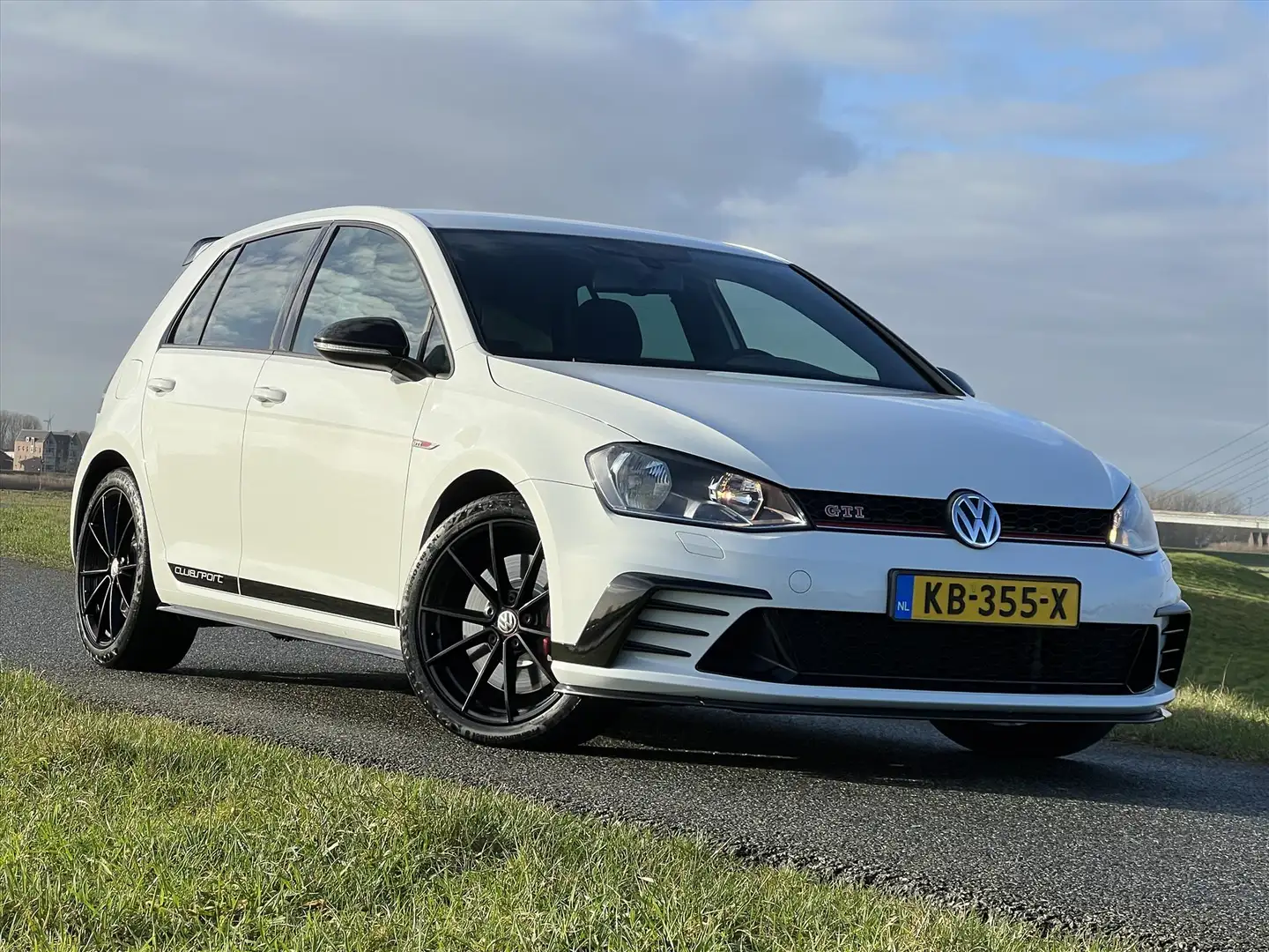 Volkswagen Golf GTI 7 2.0 TSI Clubsport 265PK / Org NL / Keyless / Car Weiß - 2