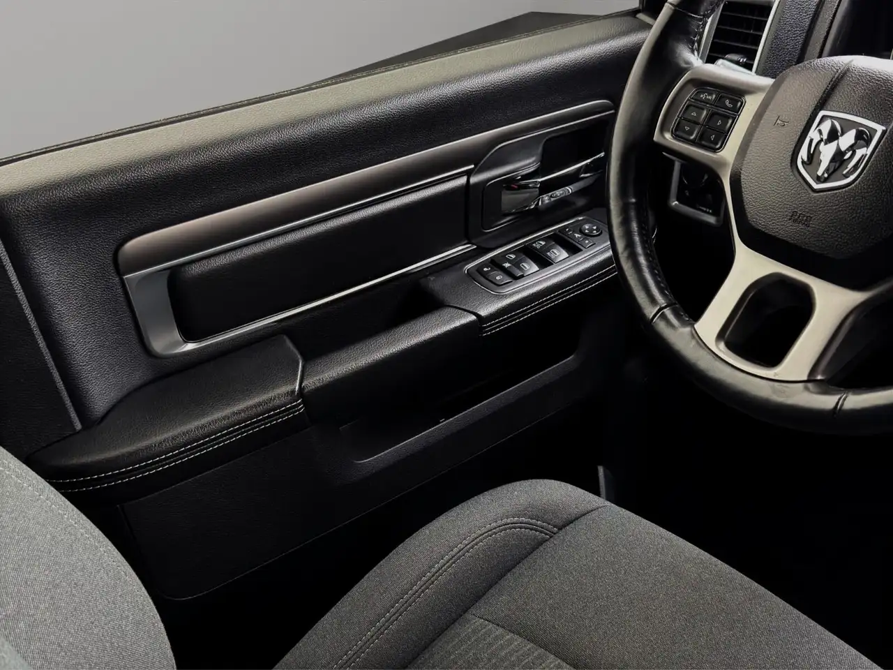 RAM 1500 photo RAM 1500
