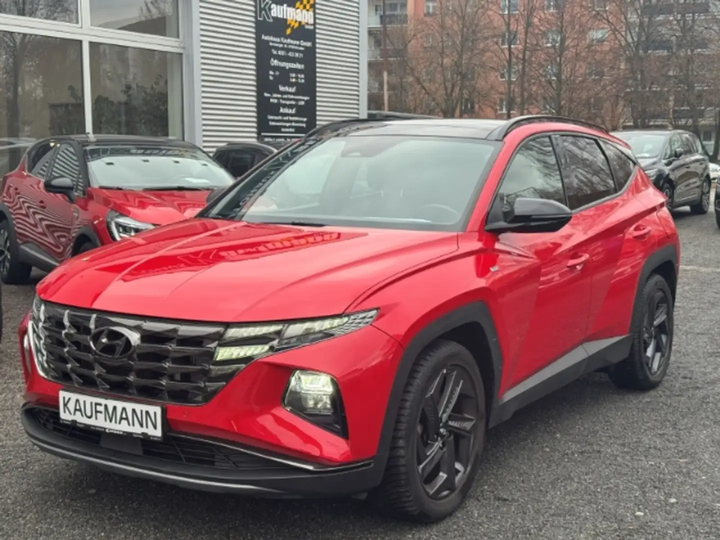 Hyundai TUCSON Blackline Mild-Hybrid 2WD Pano+Winter Paket Rot - 1