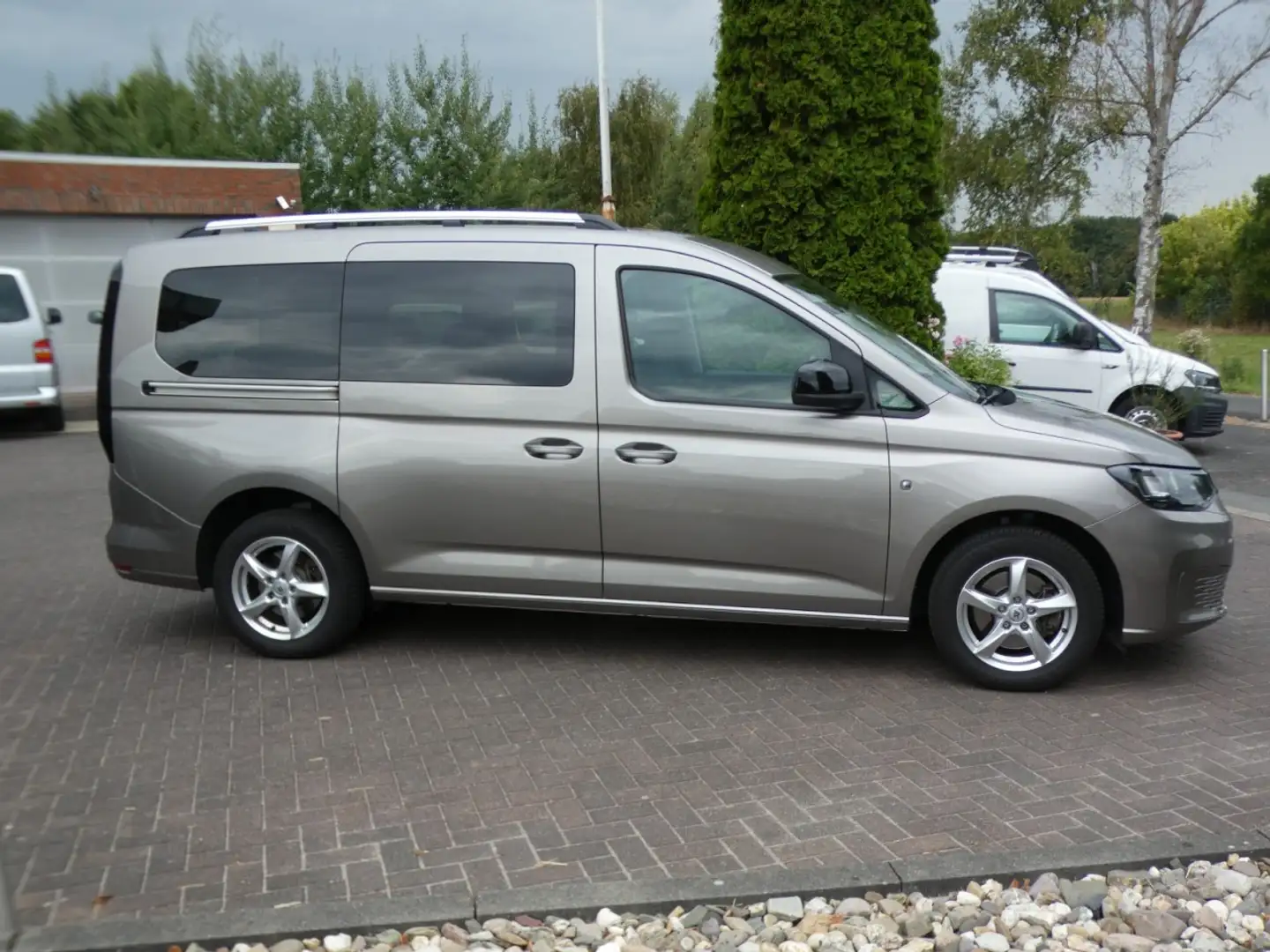Volkswagen Caddy Maxi TSI ErgoSitz APP-Connect ISOFIX vorne Klima Beige - 2