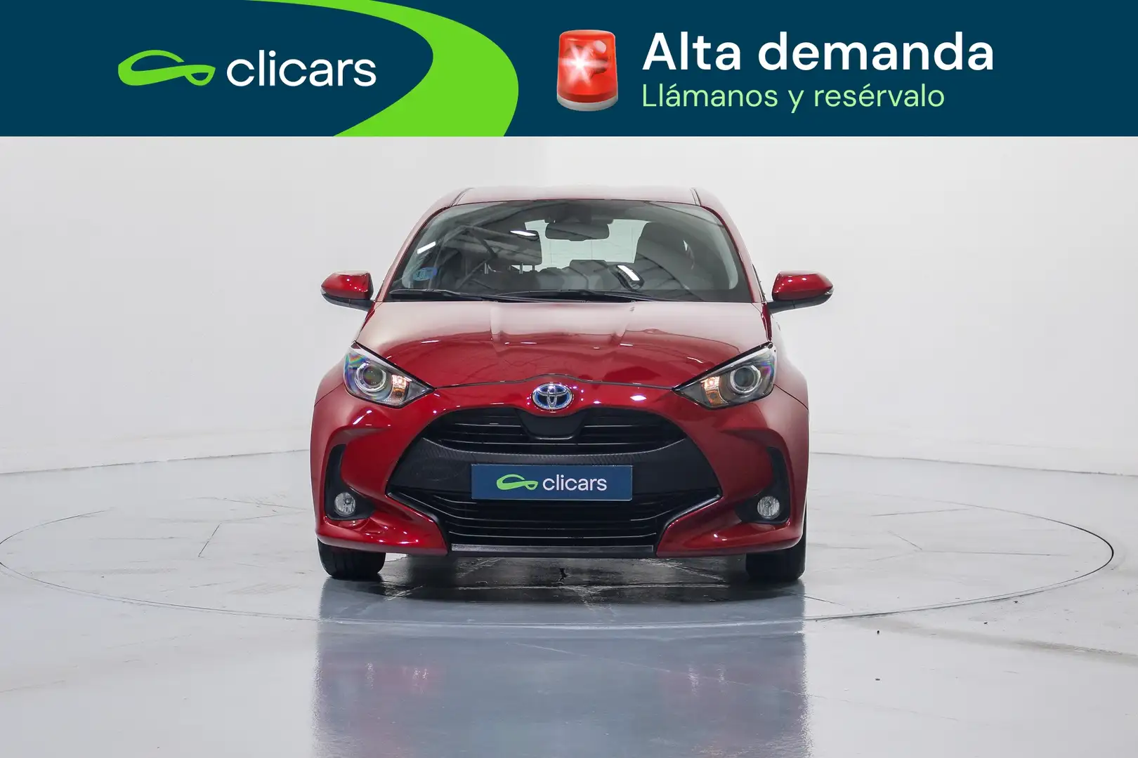 Toyota Yaris 120H 1.5 Active Tech Rojo - 2