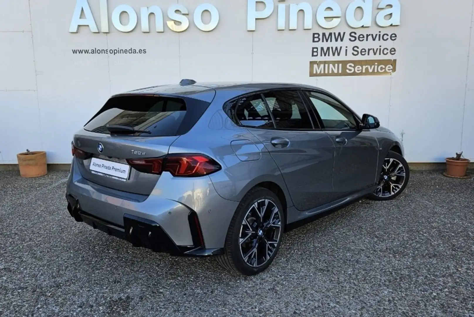 BMW 116 120d M Sport Gris - 2