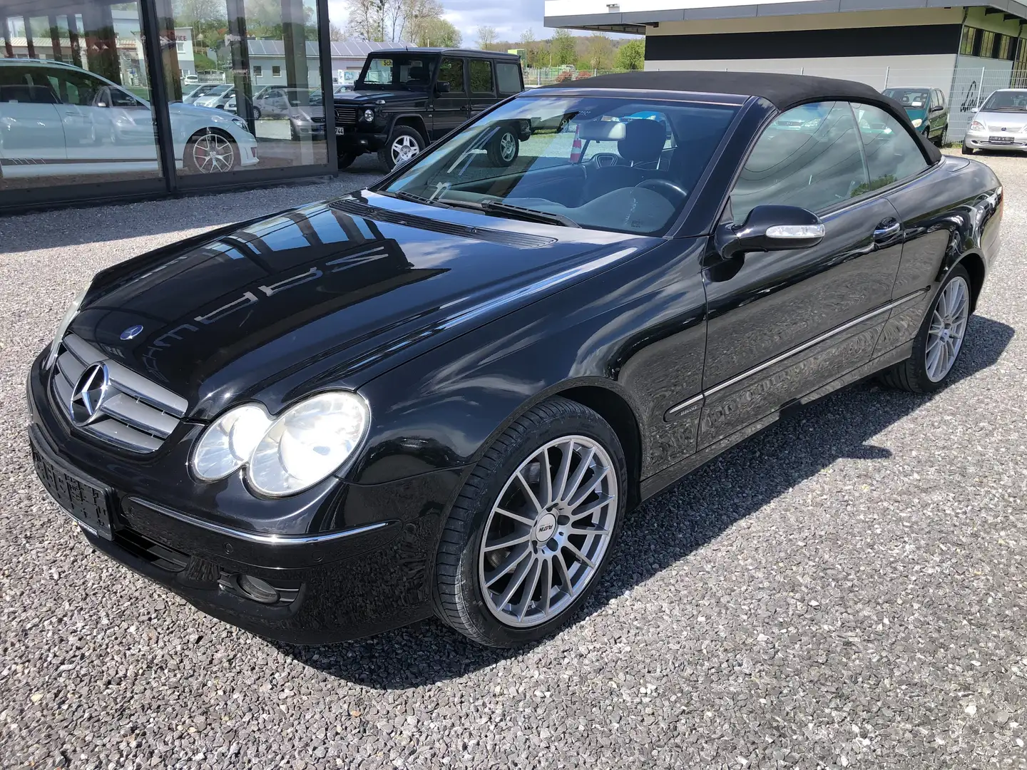 Mercedes-Benz CLK 200 KOMPRESSOR Cabrio Automatik Elegance*NAVI*2.Hand* Noir - 1