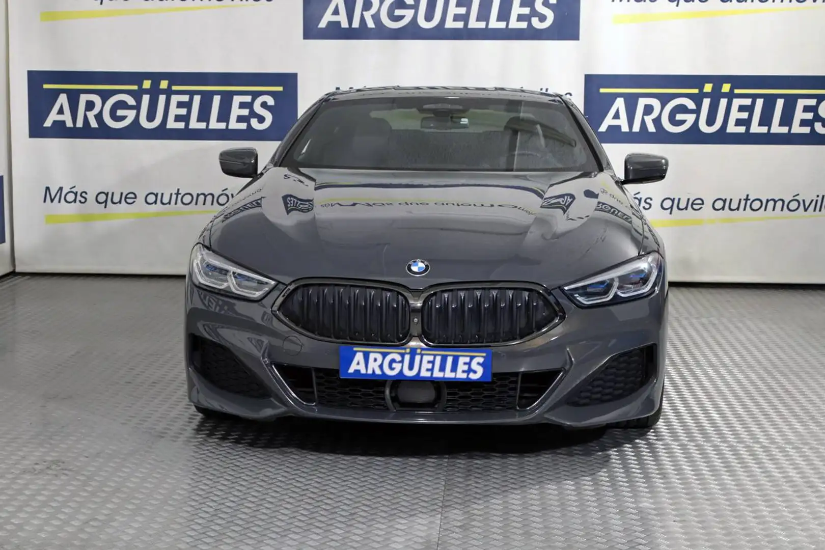 BMW 840 d M Sport xDrive 320cv Gris - 2