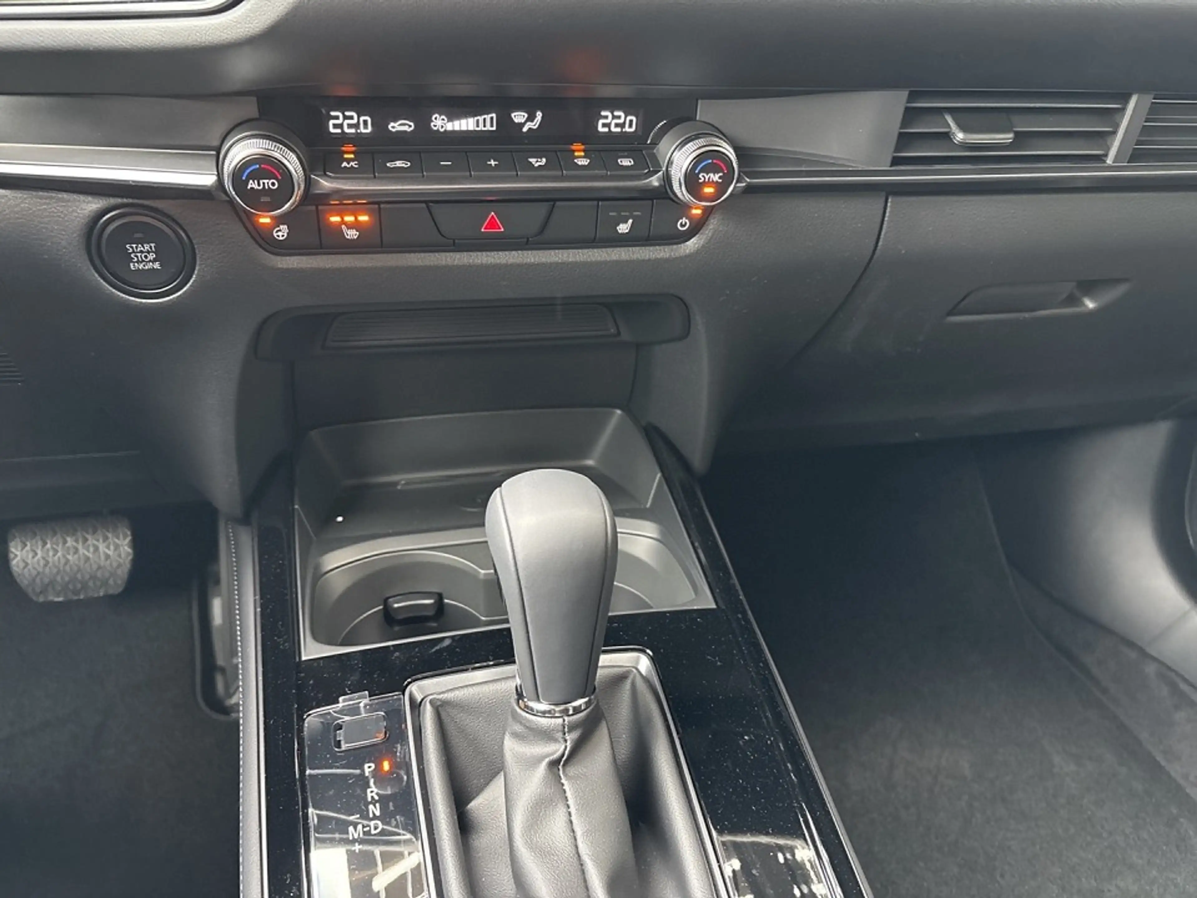 Mazda CX-30 2.5i Centre-Line Design Paket; LED — photo 13