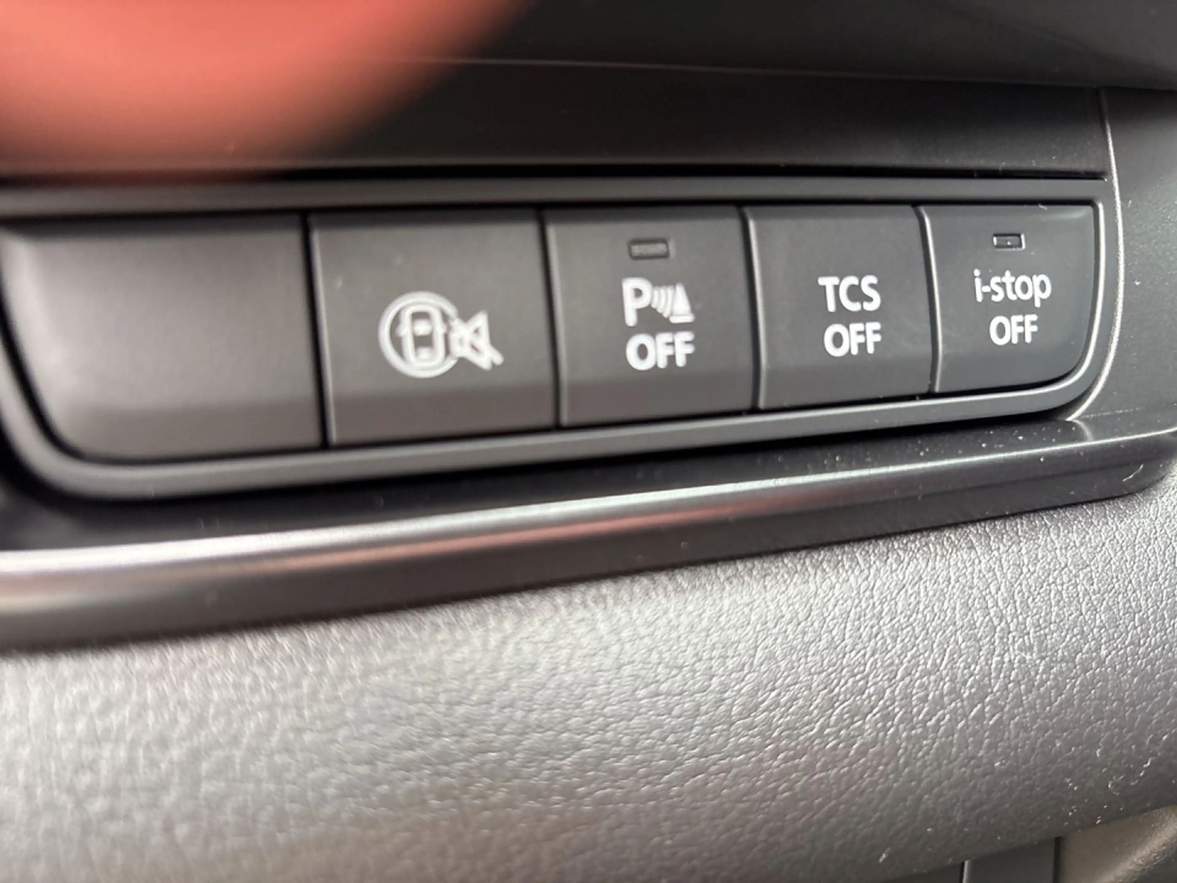 Mazda CX-30 2.5i Centre-Line Design Paket; LED — photo 11
