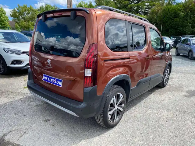 Peugeot Rifter view 4