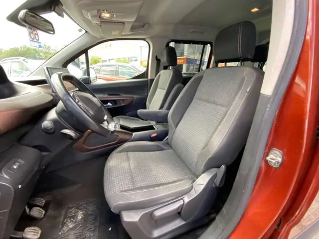 Peugeot Rifter view 5