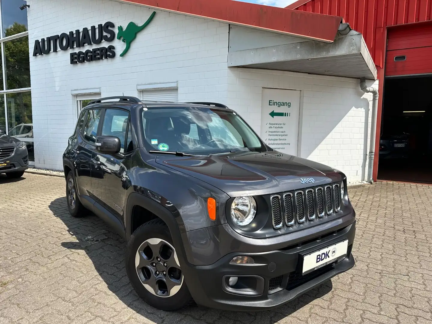Jeep Renegade Longitude FWD/AUT/SHZ/PDC/TEMP/AHK Grau - 1