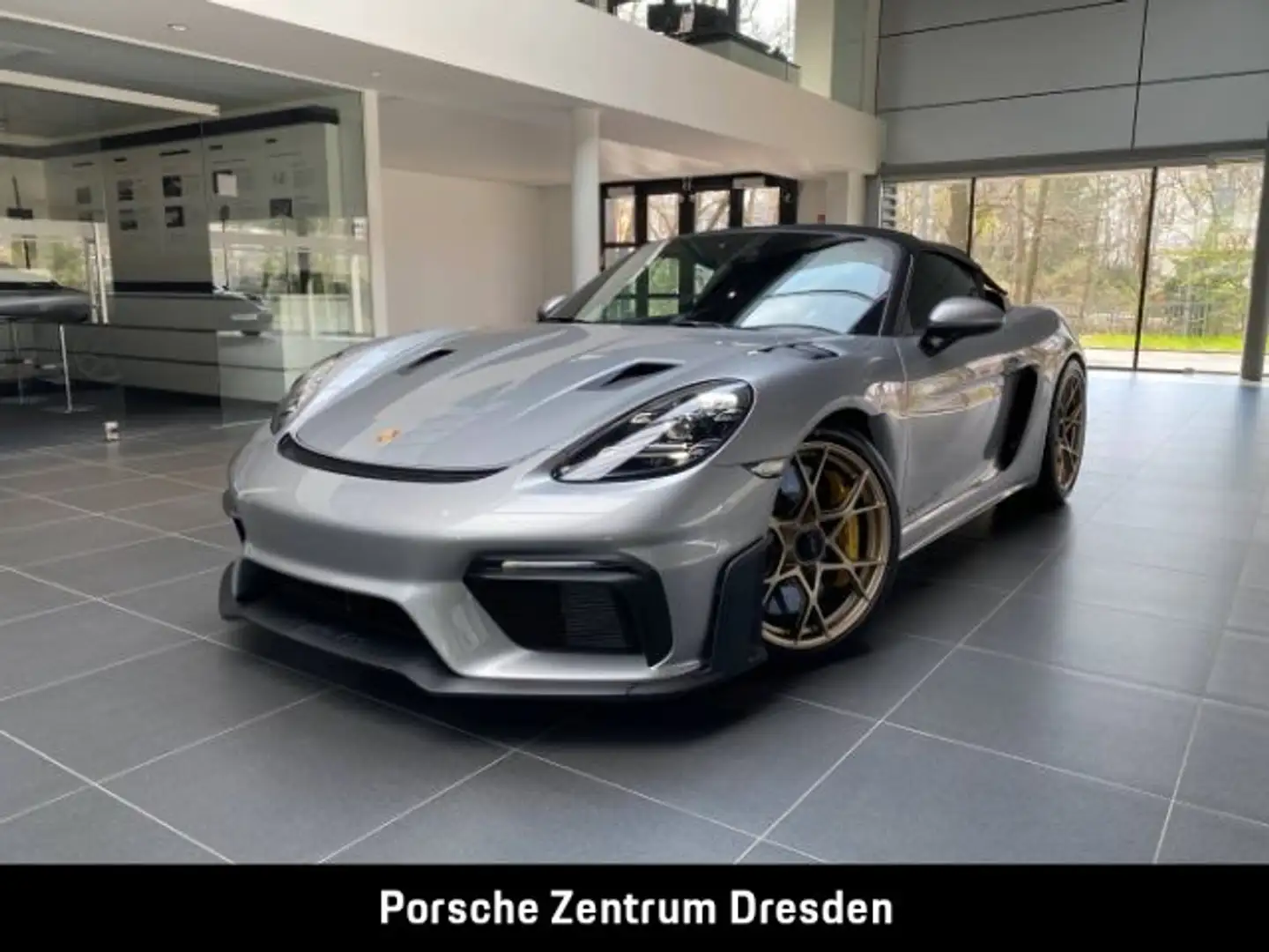 Porsche 718 Spyder RS Silber - 1