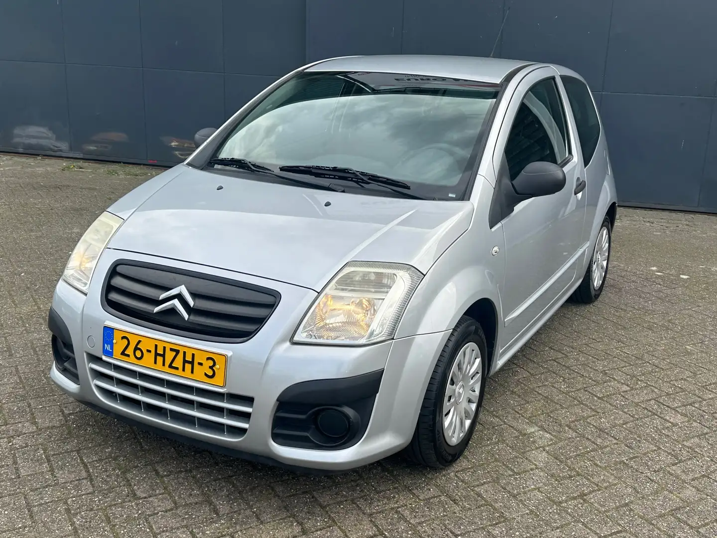 Citroen C2 1.4i Furio Grau - 2