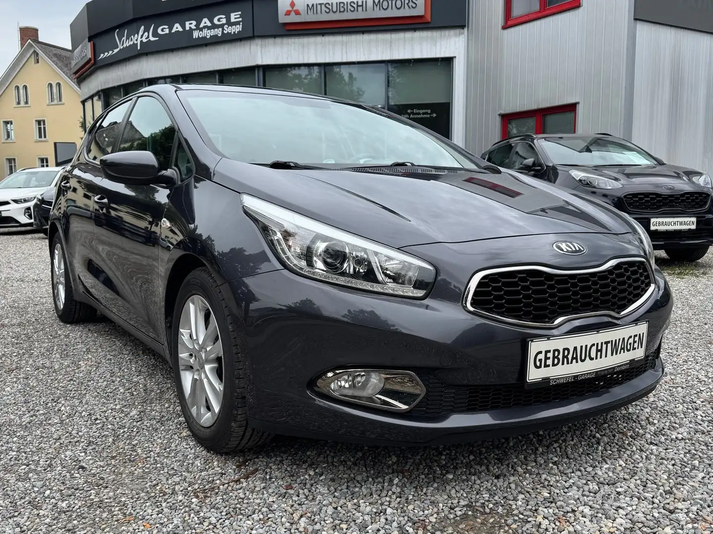 Kia Ceed / cee'd 1,4 CRDi Silber Grau - 2