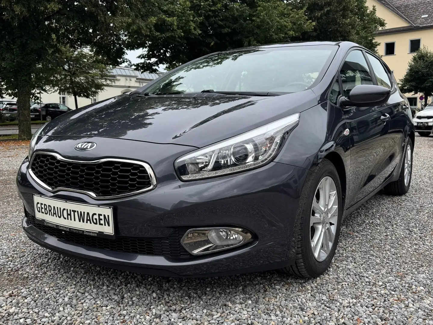 Kia Ceed / cee'd 1,4 CRDi Silber Grau - 1