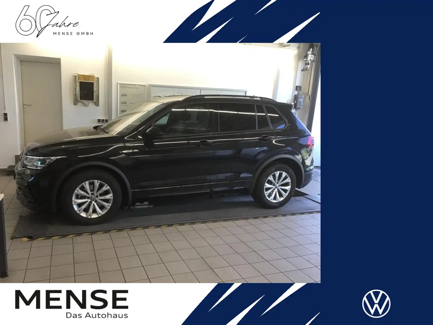 Volkswagen Tiguan 2.0 TDI DSG R-line |AHK|Matrix|ACC|LM|KAM Zwart - 1