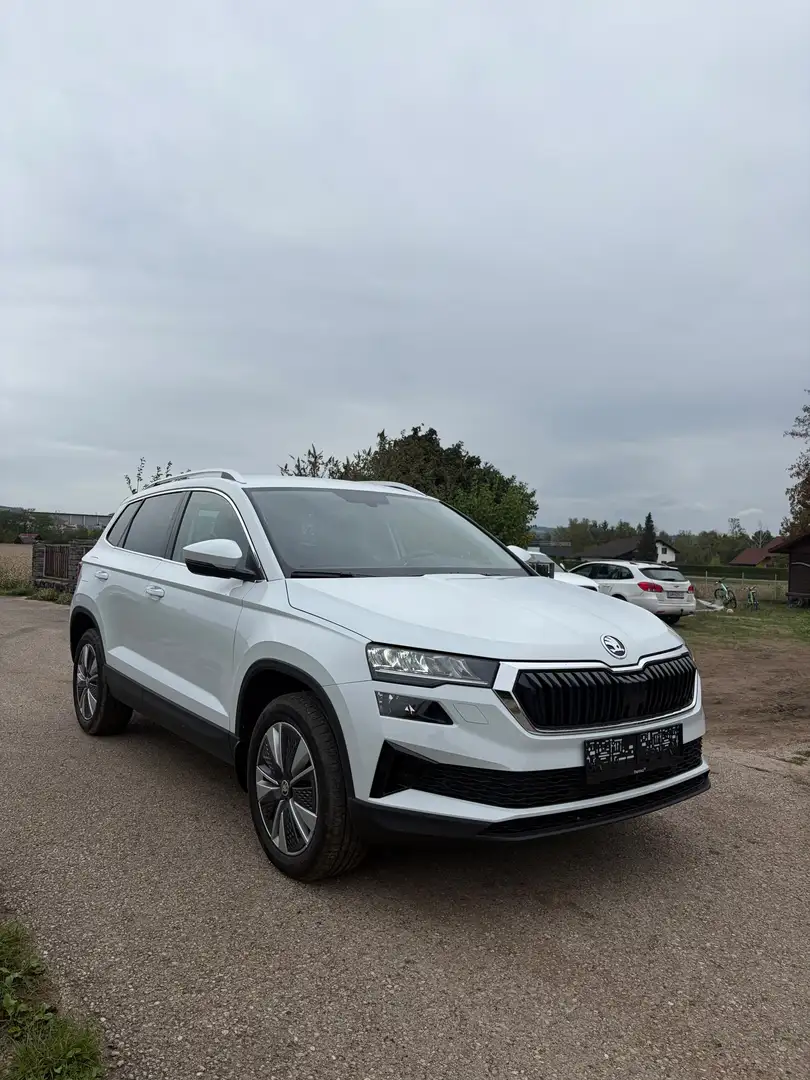 Skoda Karoq 1,5 TSI ACT DSG Style Weiß - 1
