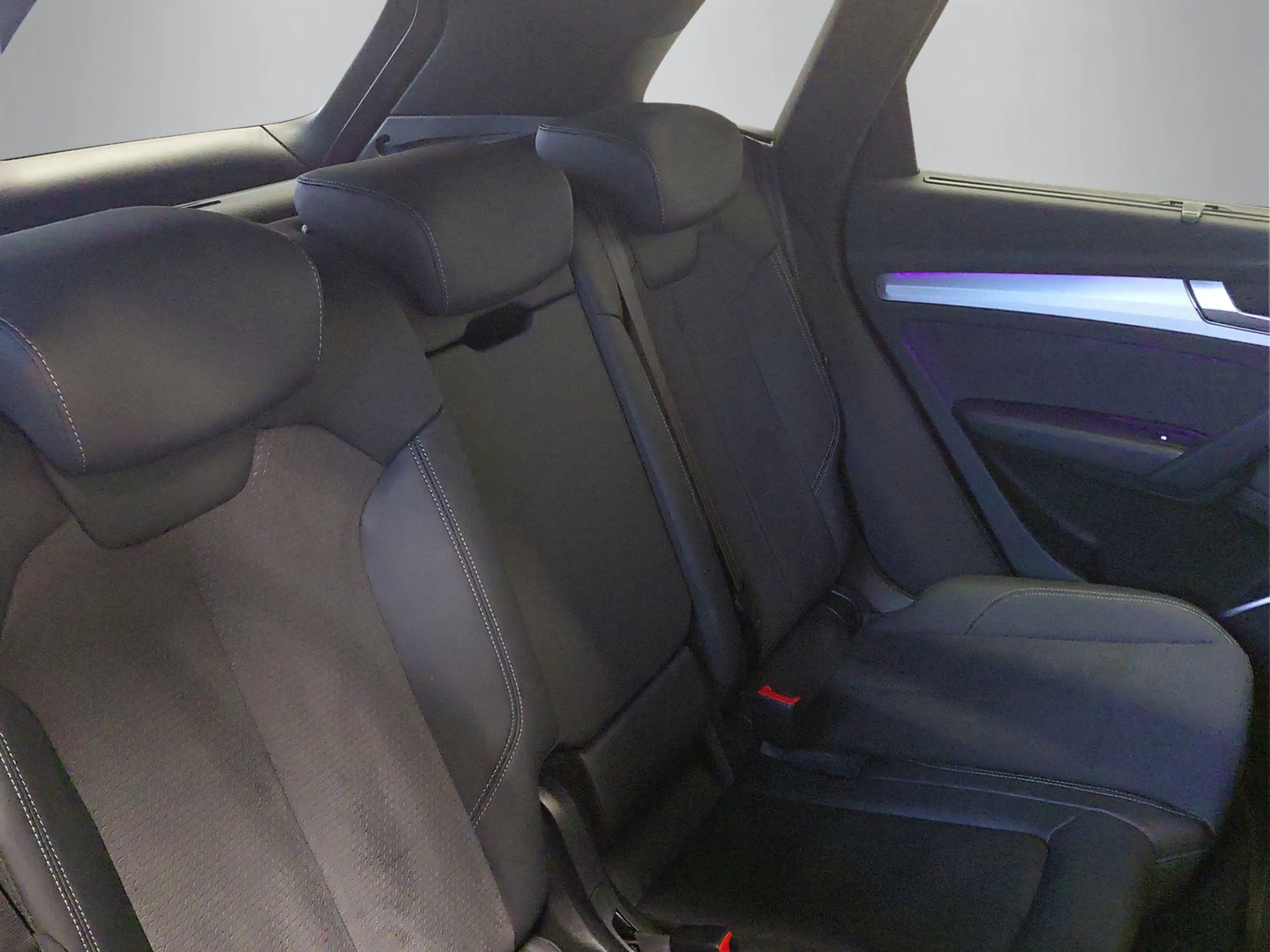 Audi SQ5 TDI quattro — photo 12