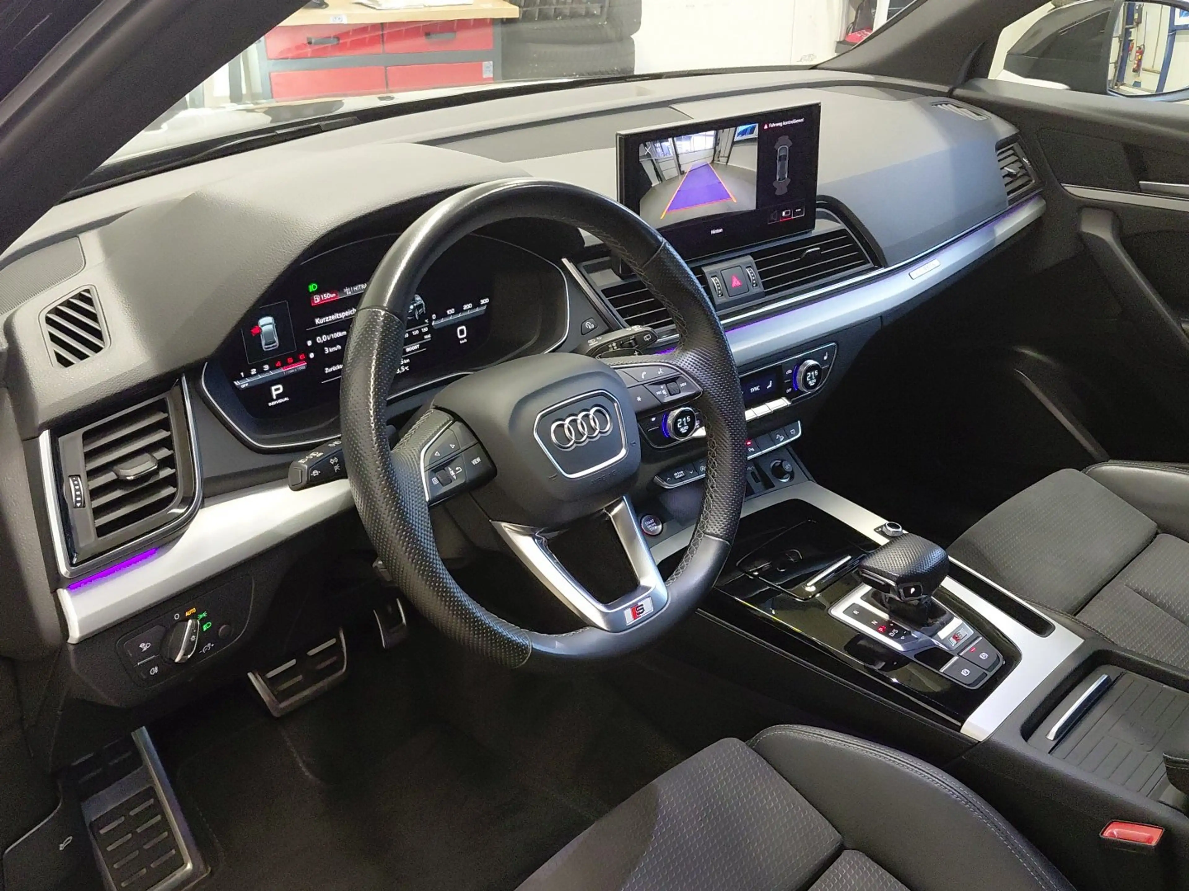 Audi SQ5 TDI quattro — photo 8