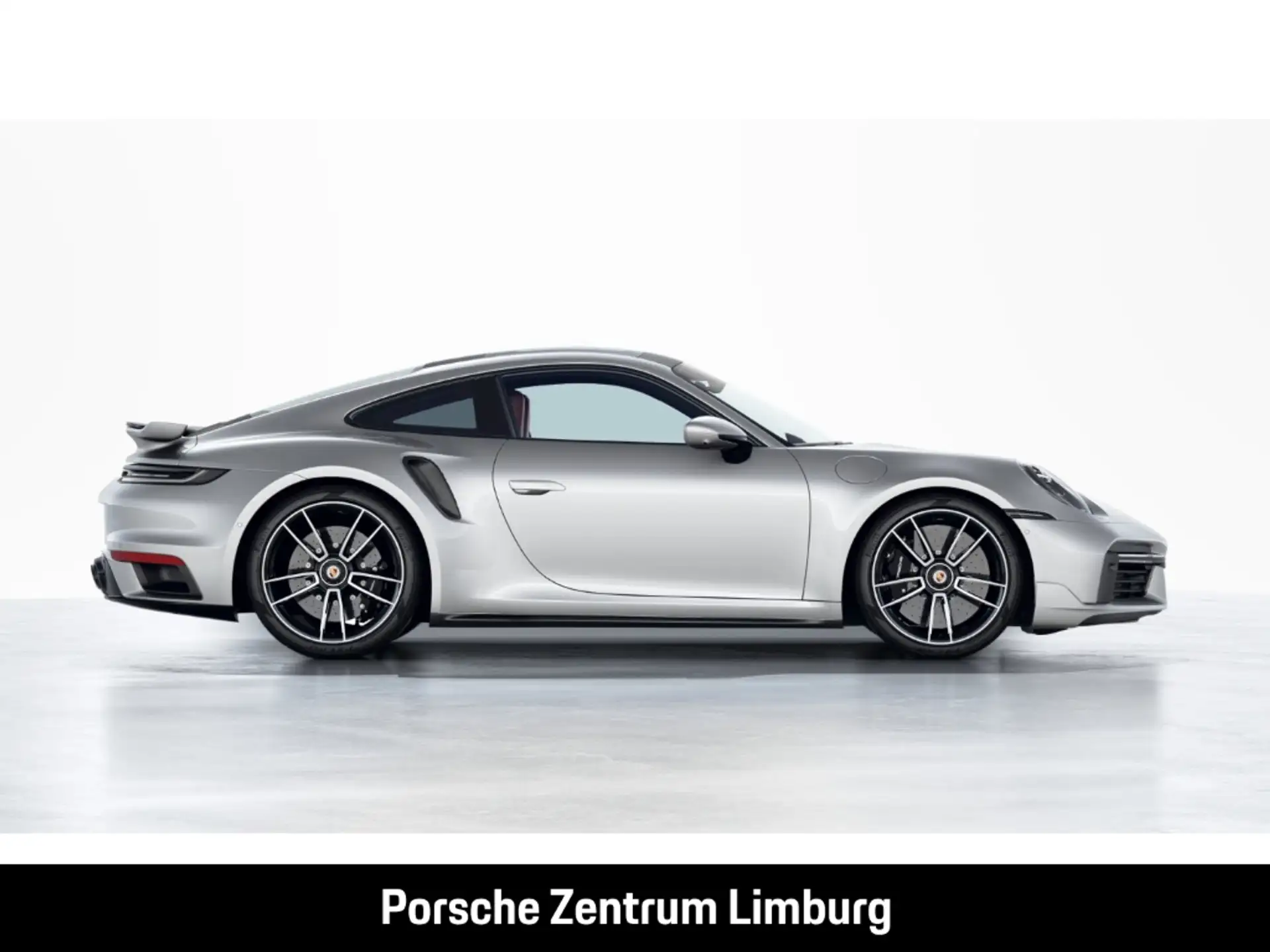포르쉐 911 Turbo S Coupe 2024 은색 사진 5