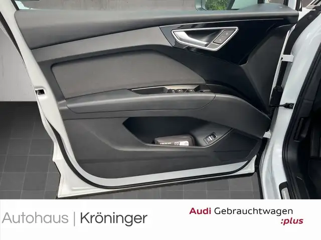 Audi Q4 E-Tron view 8