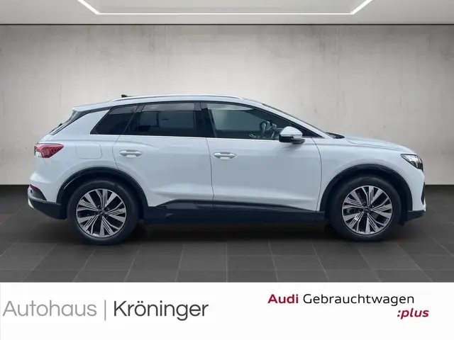 Audi Q4 E-Tron view 4