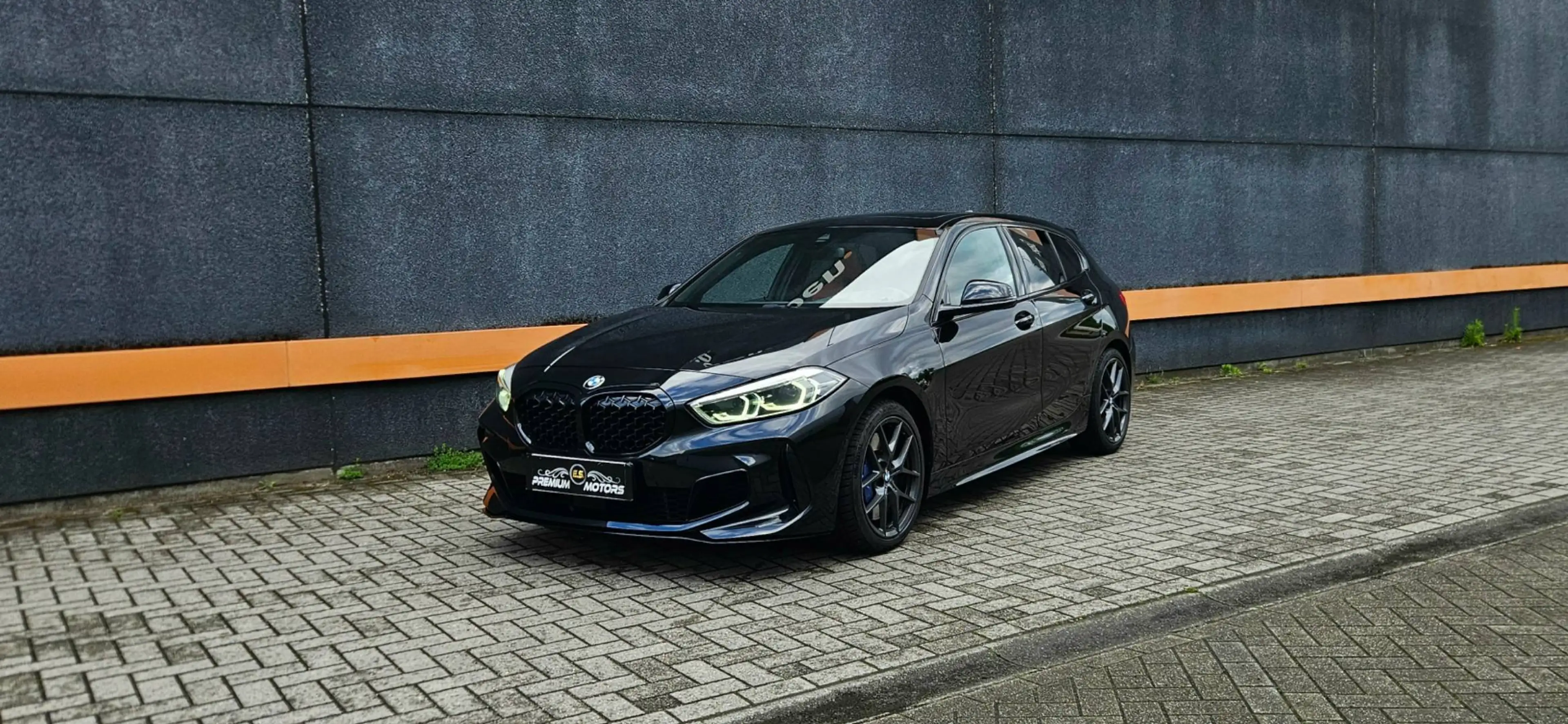 BMW 135 M iXAS EXCLUSIEF M PACK VOLLEDER/PANO/LED/CAMERA /FULL