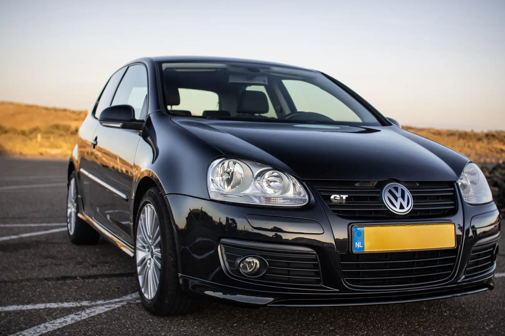 Volkswagen Golf 1.4 TSI GT Business | Nieuwe APK | Nieuwe ketting! - 1