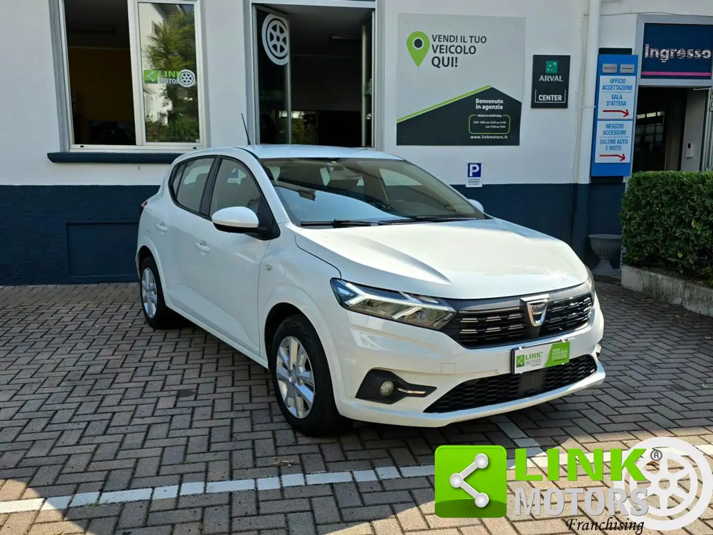 Dacia Sandero Streetway 1.0 TCe ECO-G Comfort !GANCIO TRAINO! Blanc - 1