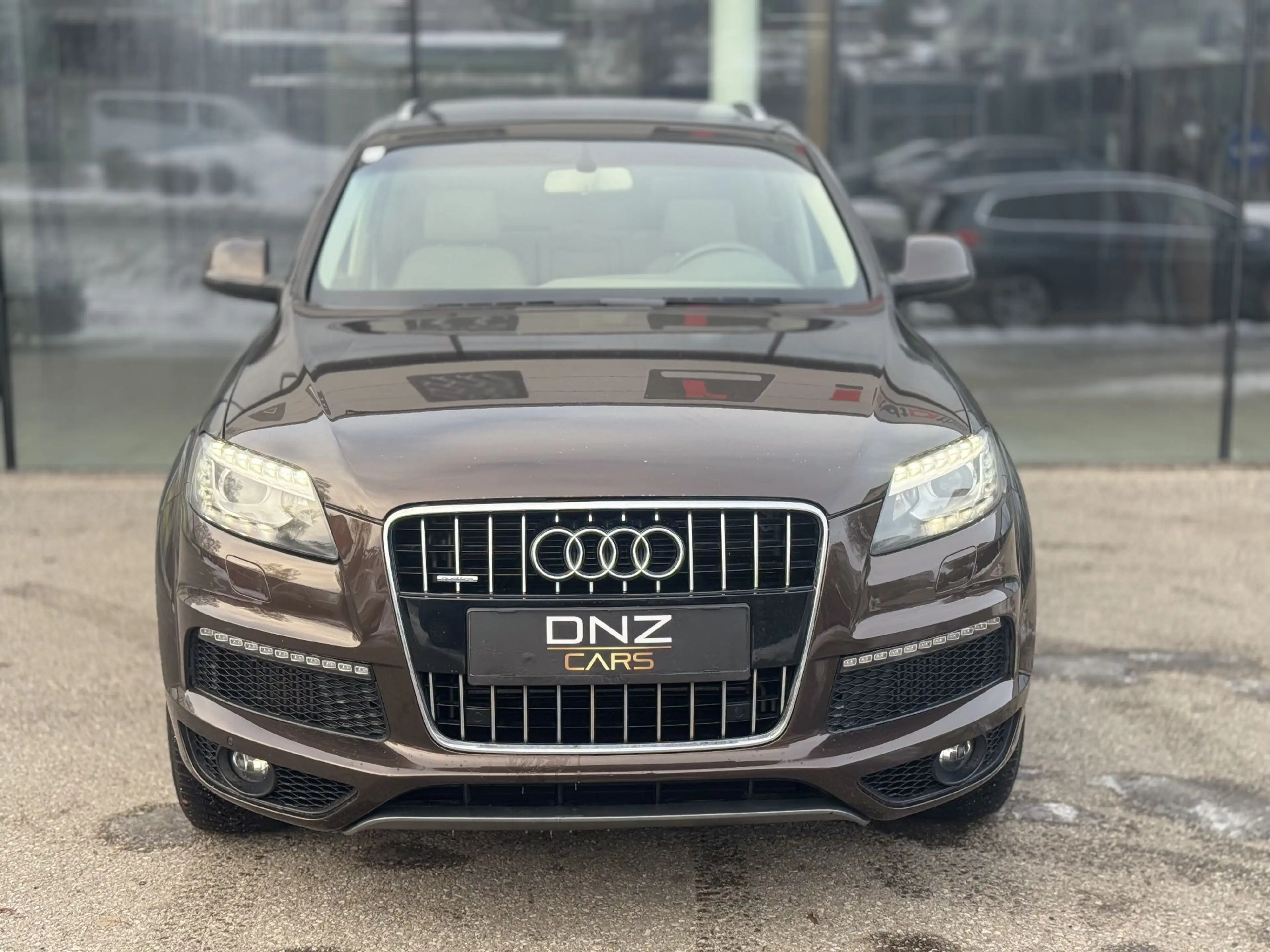 Audi Q7 3.0 V6 FACELIFT/AHK/PANO/STNHEIZUNG — photo 3