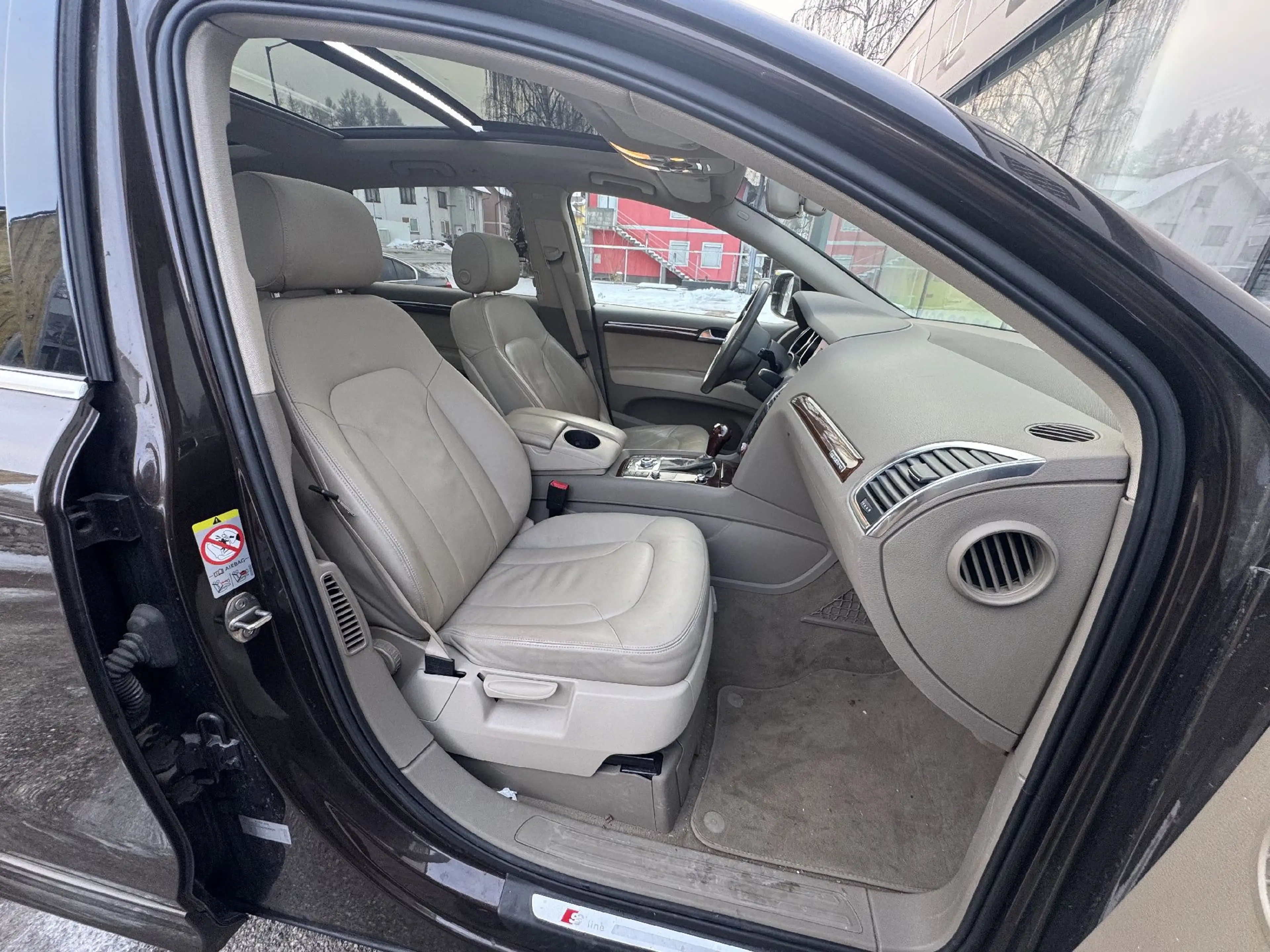 Audi Q7 3.0 V6 FACELIFT/AHK/PANO/STNHEIZUNG — photo 7
