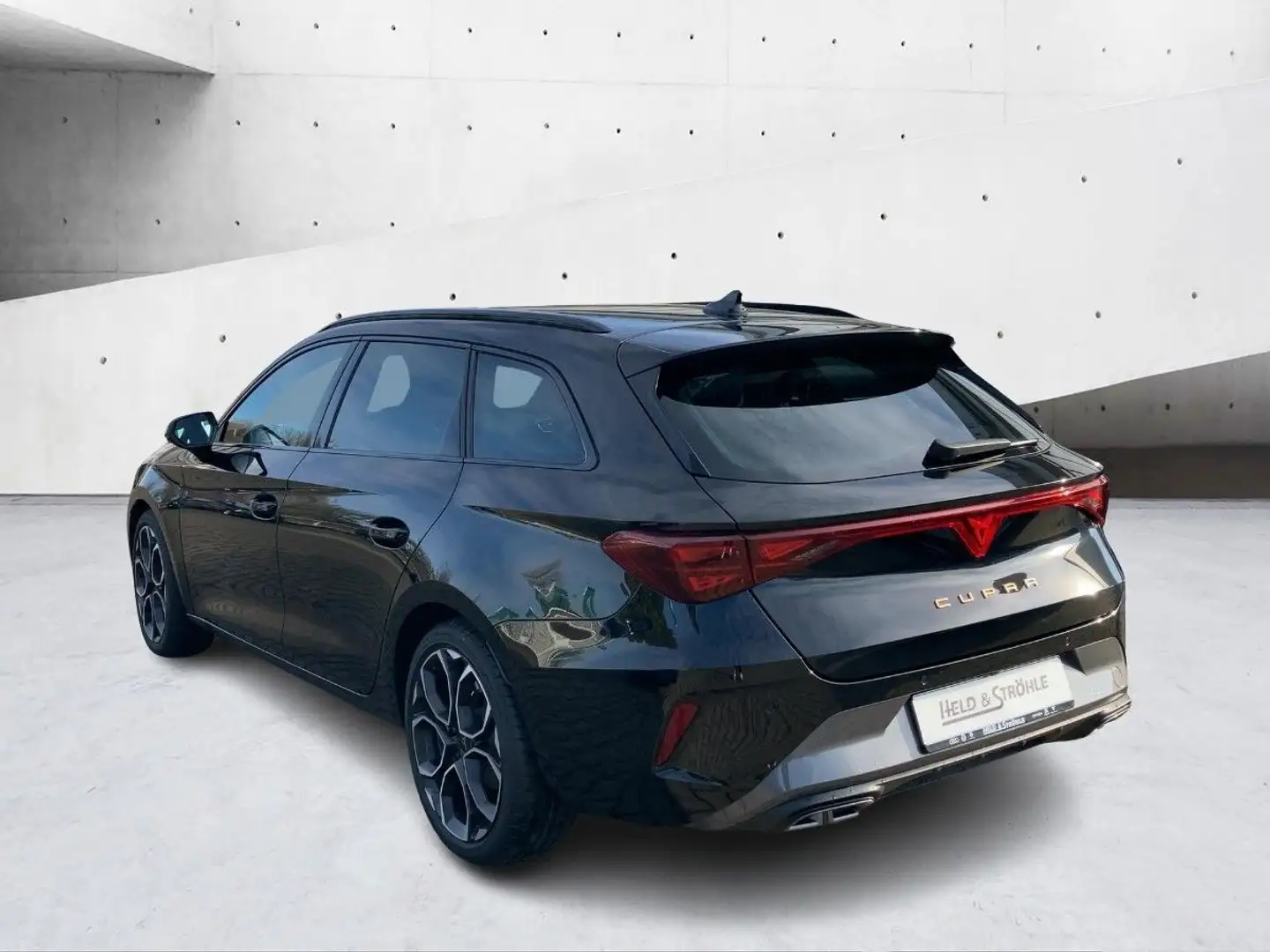 CUPRA Leon Sportstourer 1.5 eTSI 110 kW AHK MEMORY SHZ Schwarz - 2