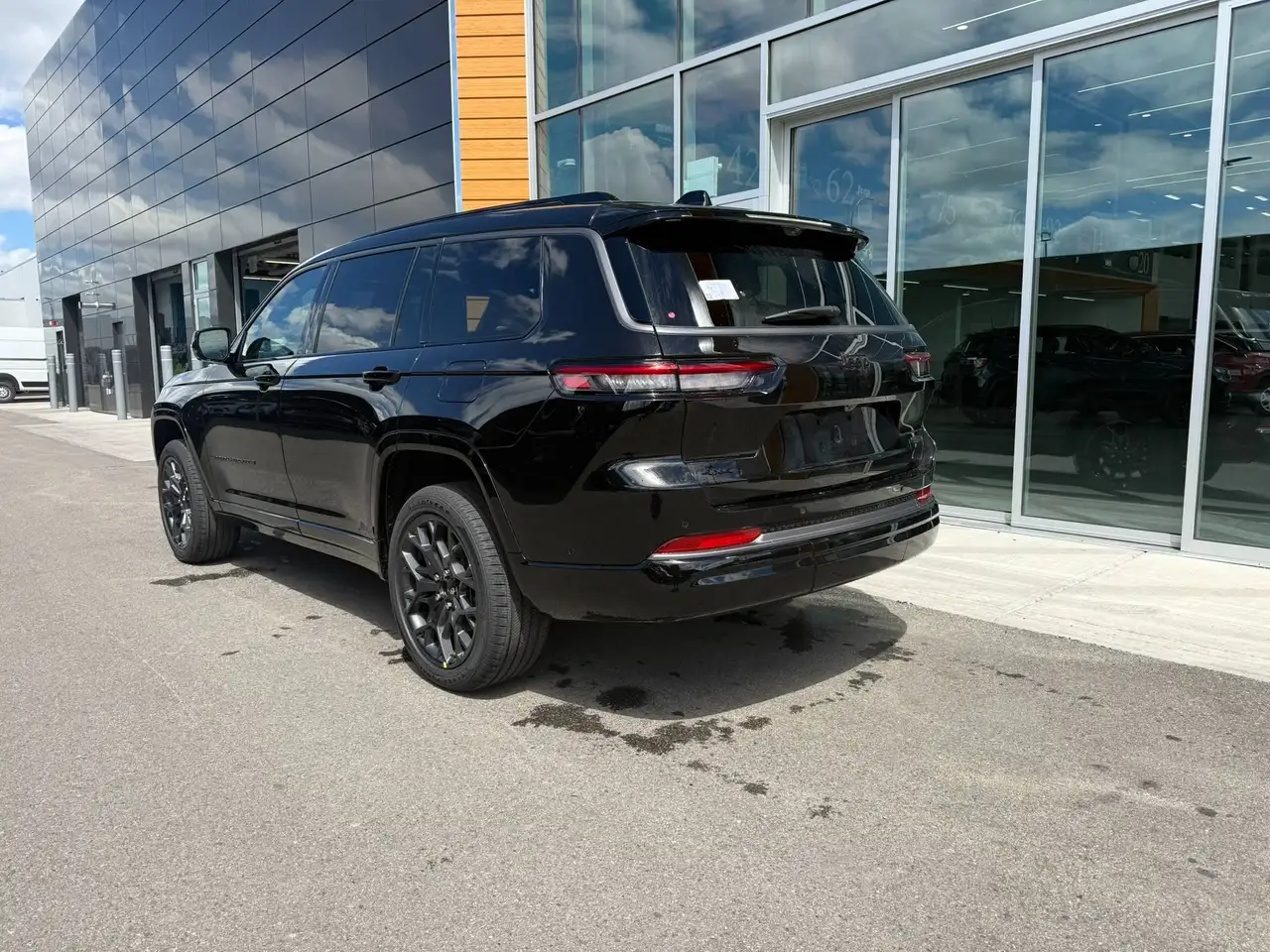 Jeep Grand Cherokee снимка Jeep Grand Cherokee