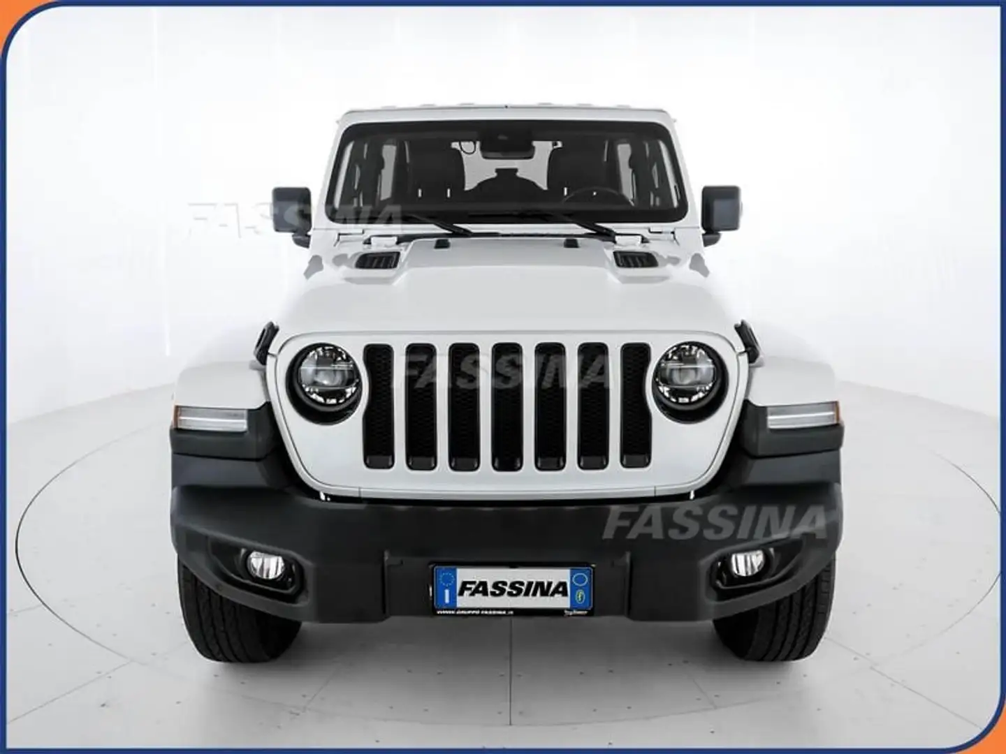 Jeep Wrangler Unlimited 2.2 Mjt II Night Eagle Auto. Blanco - 2